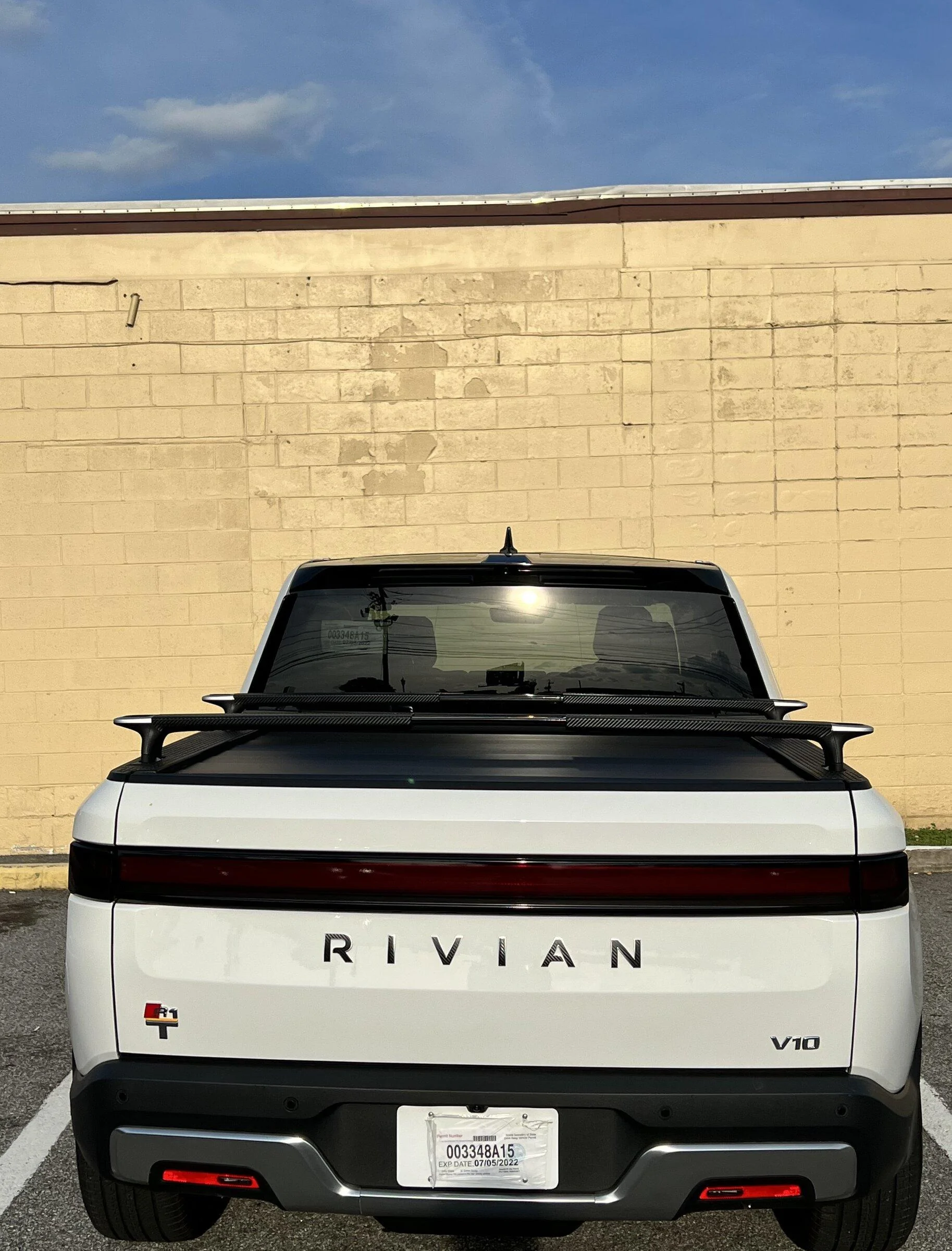 Rivian R1T R1S Updated the rear IMG_1137
