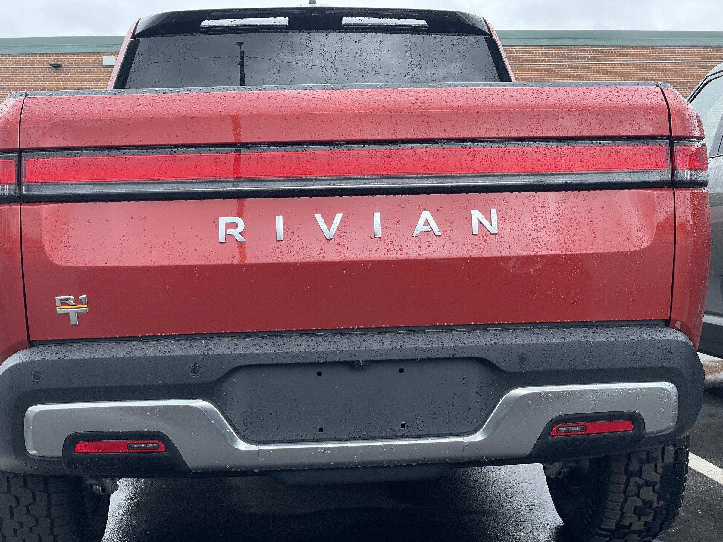 Rivian R1T R1S RED CANYON Rivian Photos DEB65DD0-87A5-4884-94CA-073A52EB25FA