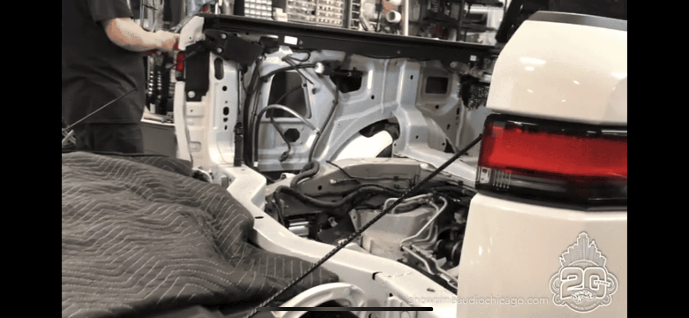 Rivian R1T R1S R1 Teardown F97807AF-82AD-43B4-A684-5740149A11C8