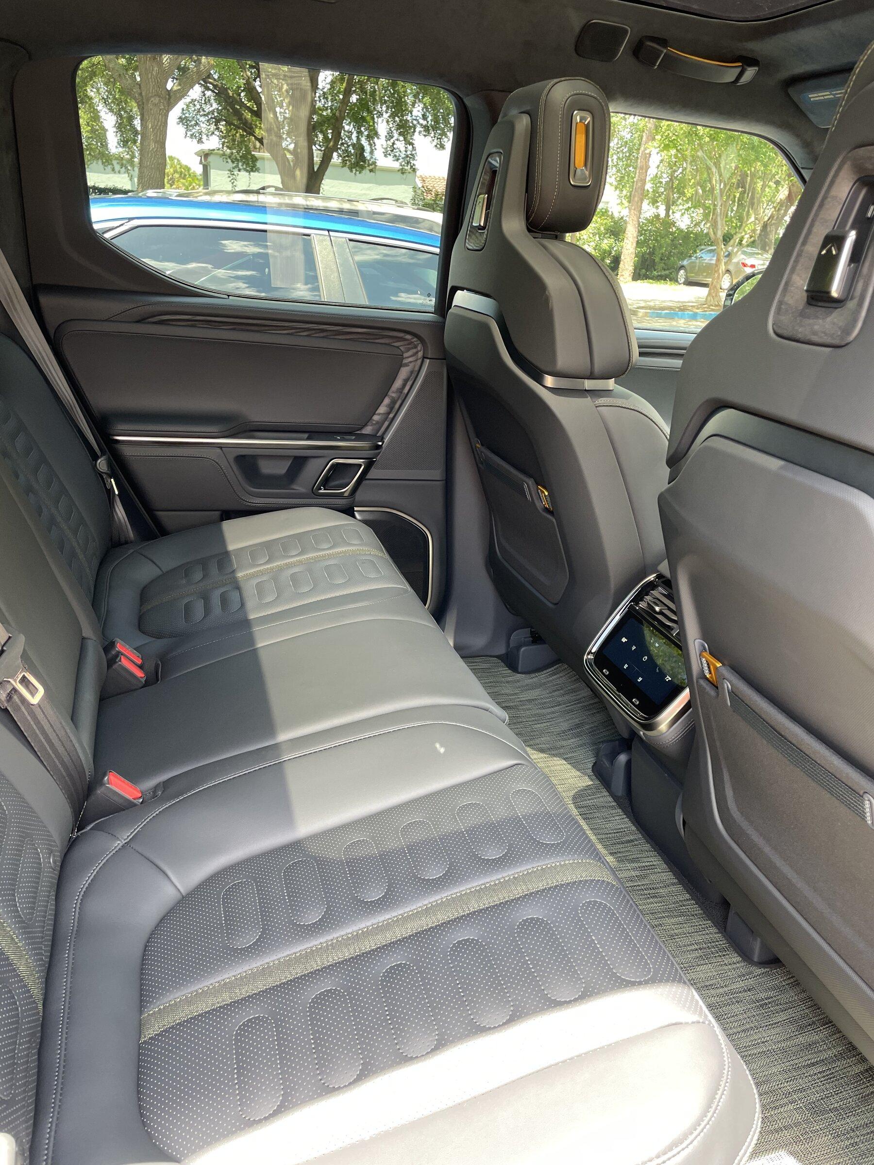 Rivian R1T R1S Delivery! 772C29A4-B712-4E0B-AE7E-5DD40A8A79A9