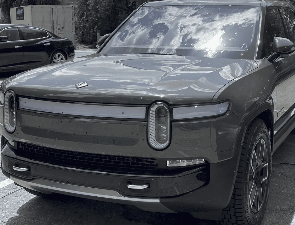 Rivian R1T R1S Delivery! 1651852984412