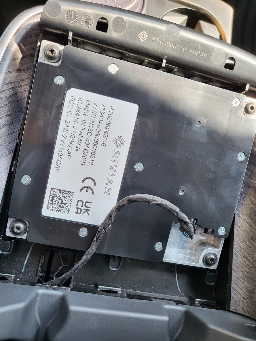 Rivian R1T R1S Disabling Wireless Charging Pad - Photos & Observations 20220506_152733