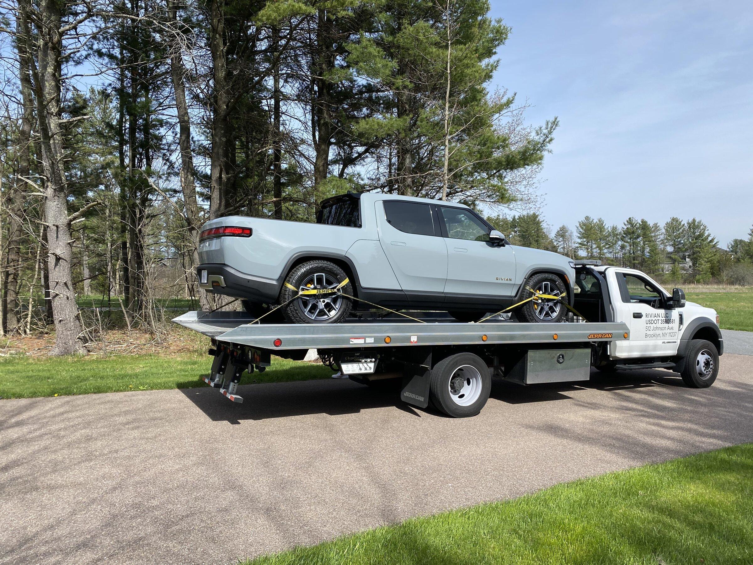 Rivian R1T R1S Vermonting Vermonters D22E51AB-A43E-4696-B058-322F5B1B7175