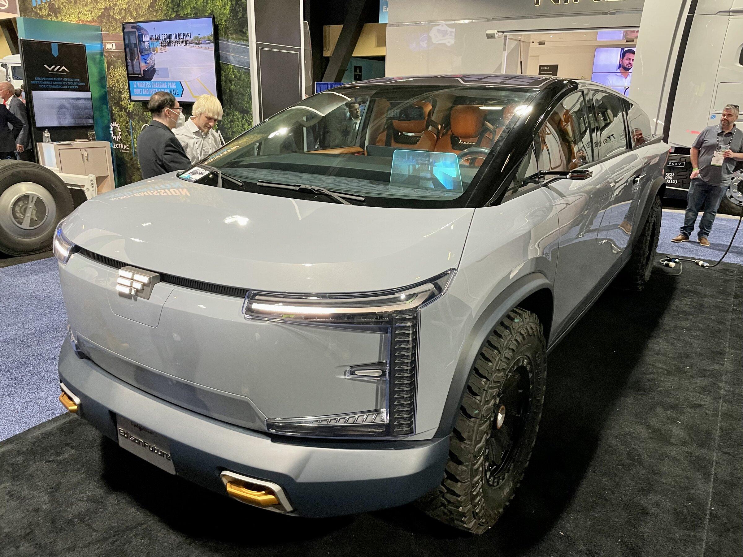 Rivian R1T R1S LIMESTONE R1T Photos DB86B93B-A790-4F17-A15C-428AA38C5200