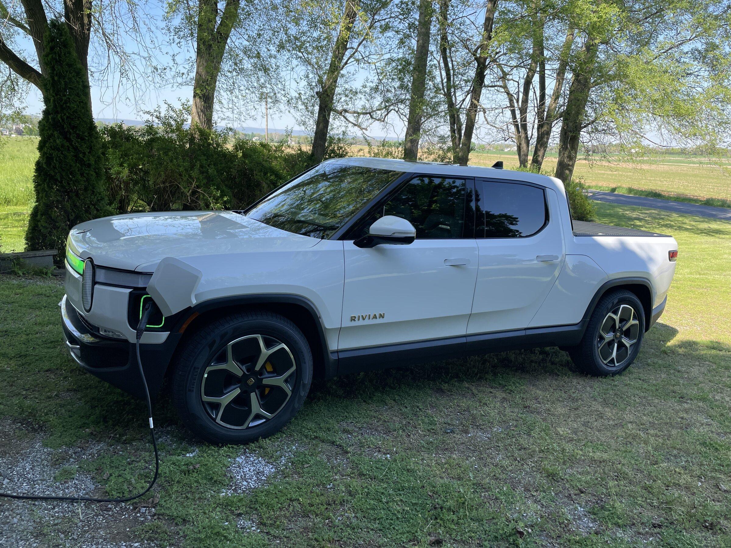 Rivian R1T R1S Oct-Dec 2022 Delivery Windows image