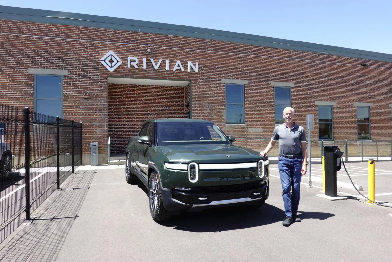 Rivian R1T R1S FOREST GREEN R1T Photos 2022-05-10 Joel and his R1T