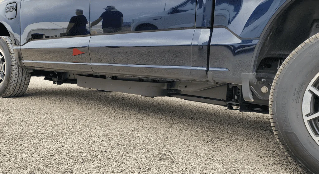 Rivian R1T R1S F-150 Lightning very technical review 1652456239914