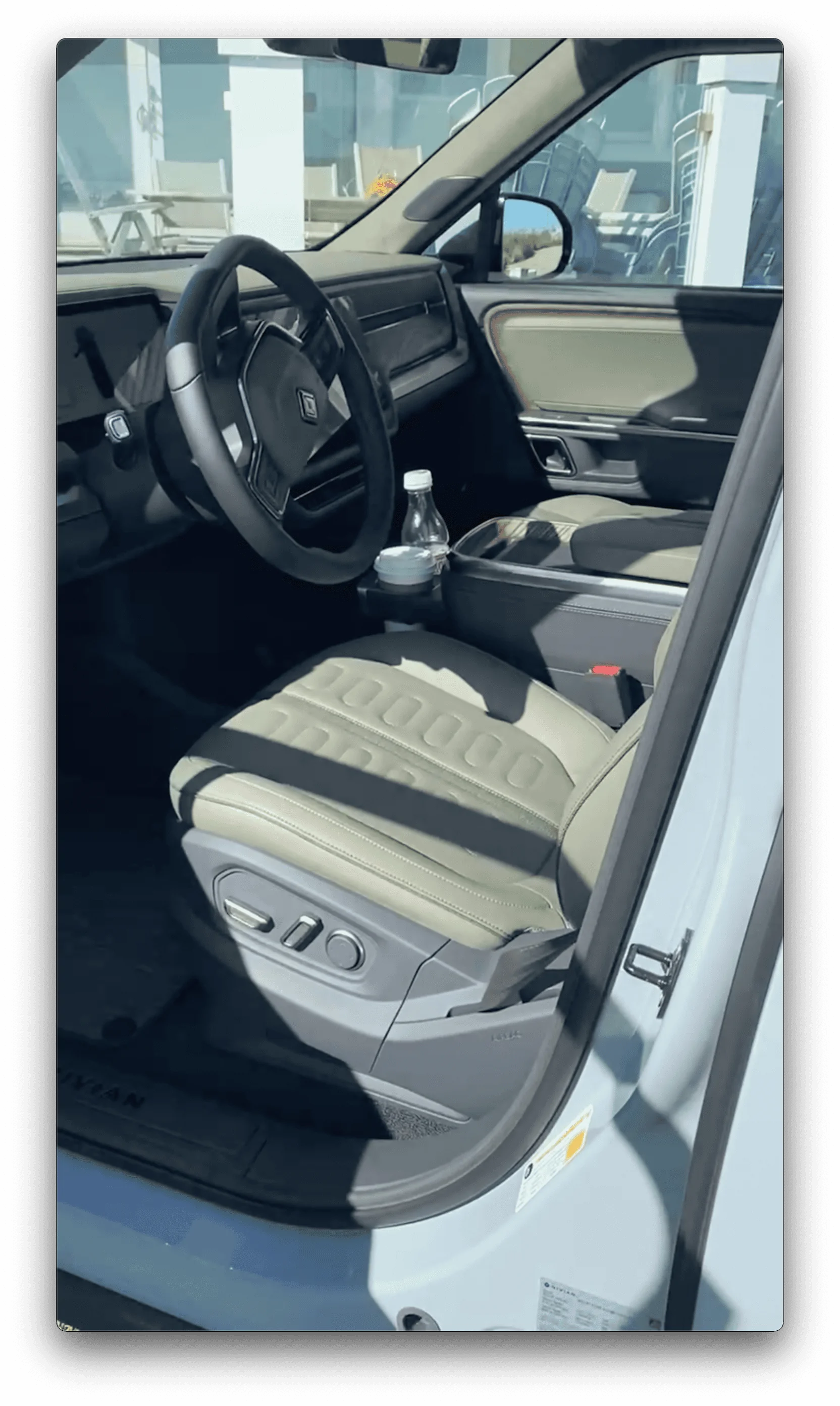 Rivian R1T R1S Any limestone with Forest Edge interior out there ? Screen Shot 2022-05-13 at 9.54.01 AM