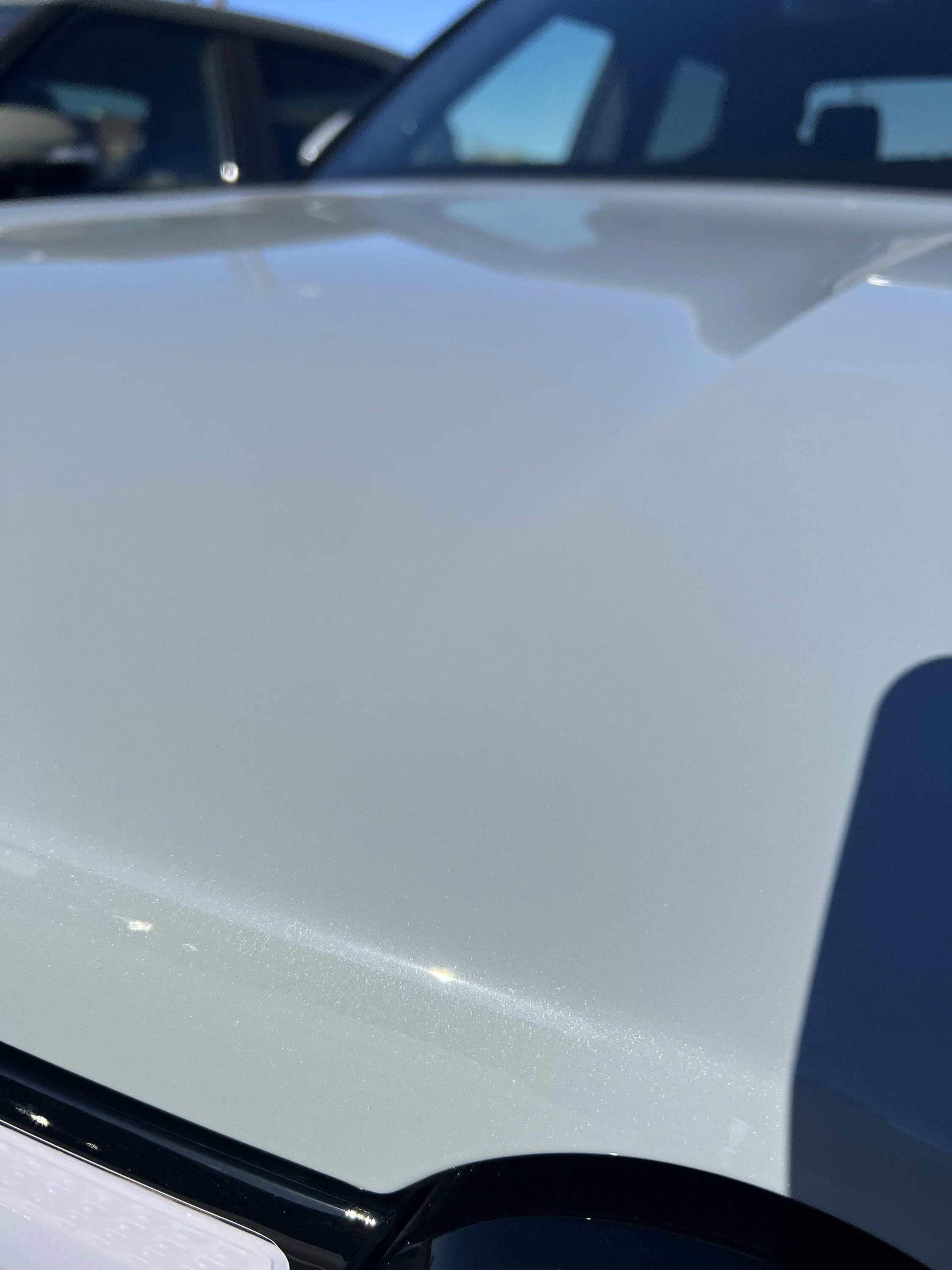 Rivian R1T R1S Any limestone with Forest Edge interior out there ? B3583980-3330-4021-BCEE-3C8972C29F4D
