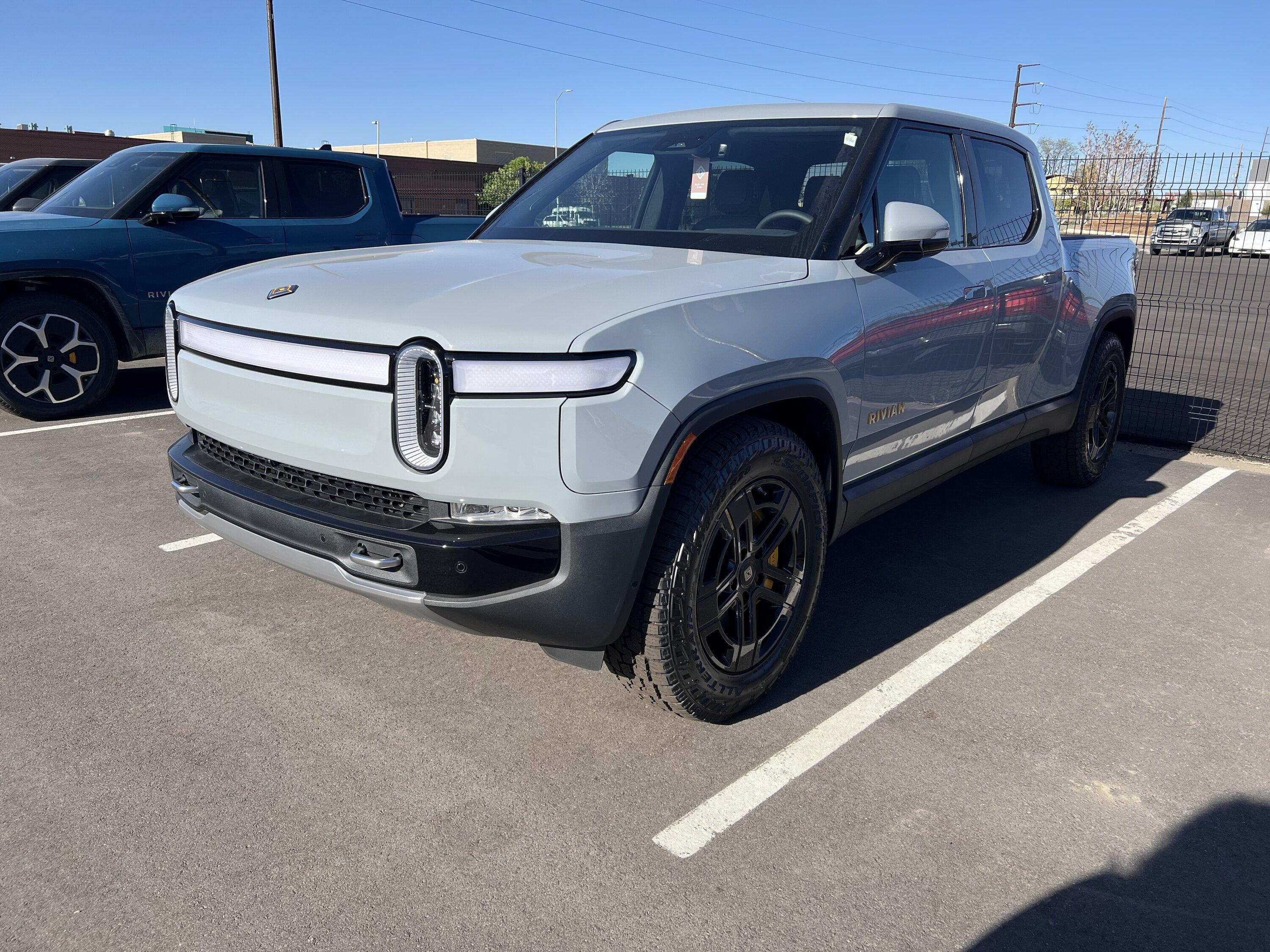 Rivian R1T R1S Any limestone with Forest Edge interior out there ? F0E23670-3DBB-4129-A870-B78F3F5243A2