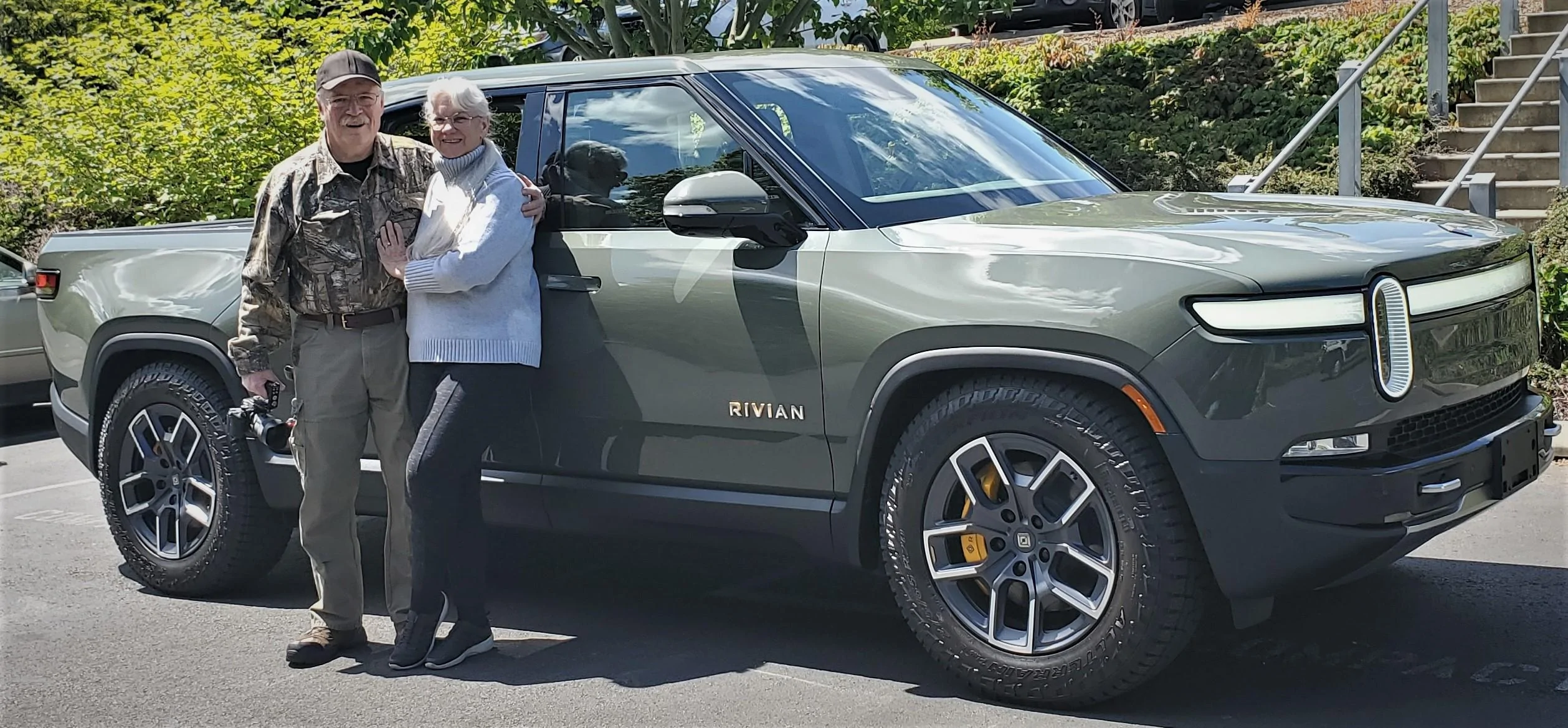 Rivian R1T R1S PNW Roll Call 20220511_124042 (2)
