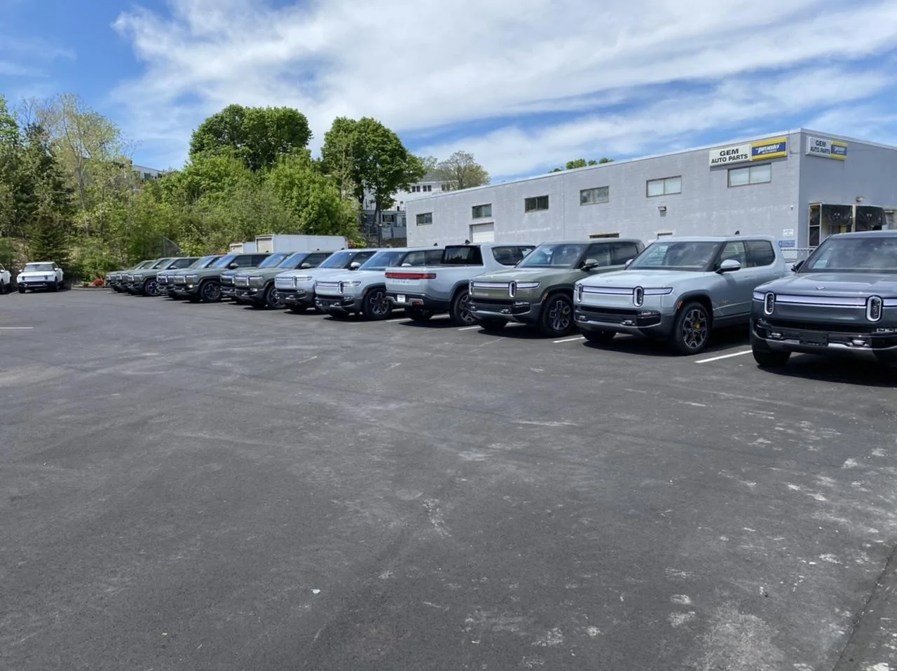 Rivian R1T R1S Will I be the only Rivian in New England? A84421A1-4B4F-44C9-804E-40684A6FB60A
