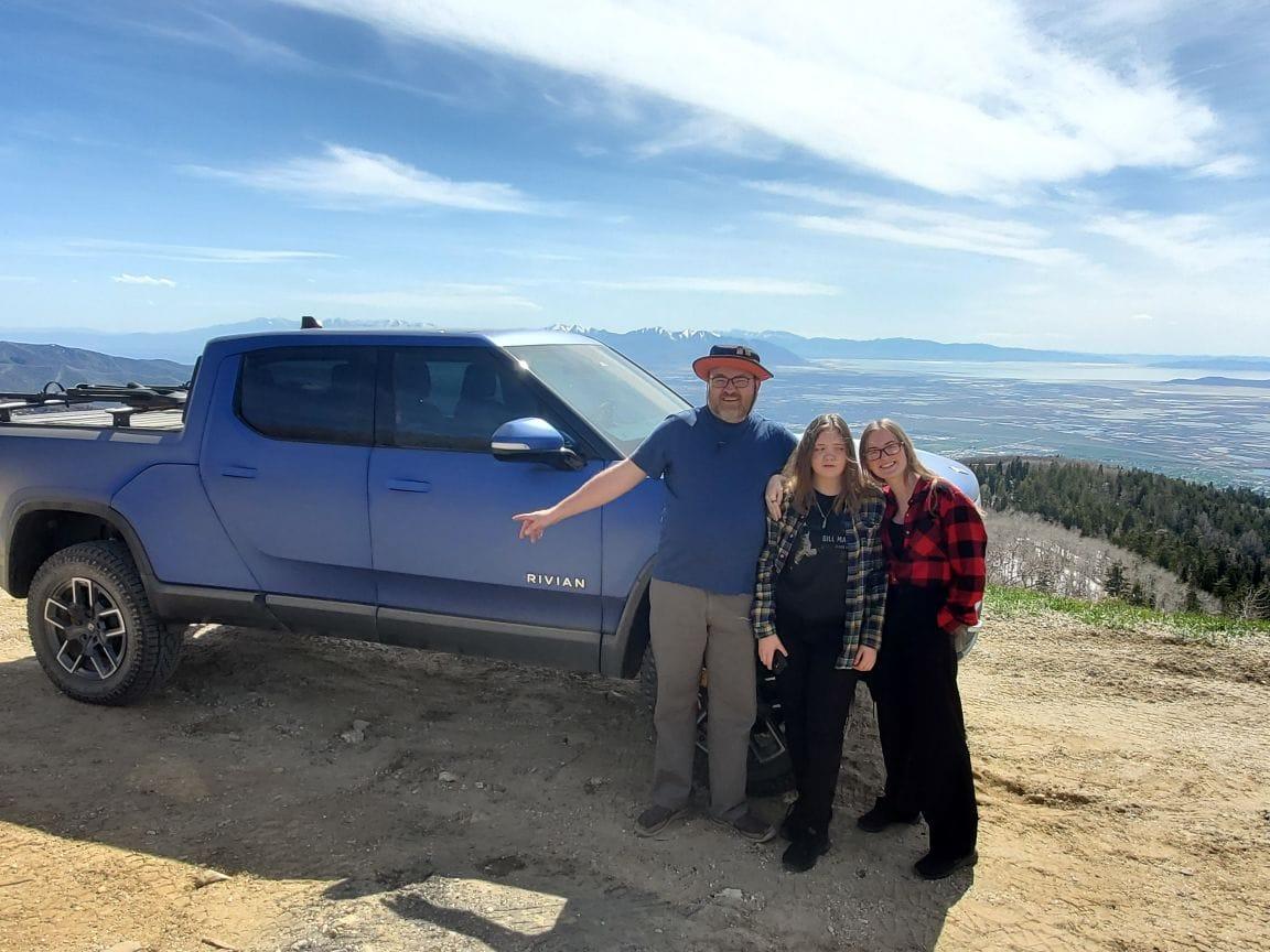 Rivian R1T R1S Matte Metallic Blue wrapped R1T 280498777_10161734230903275_7239778442472292888_n