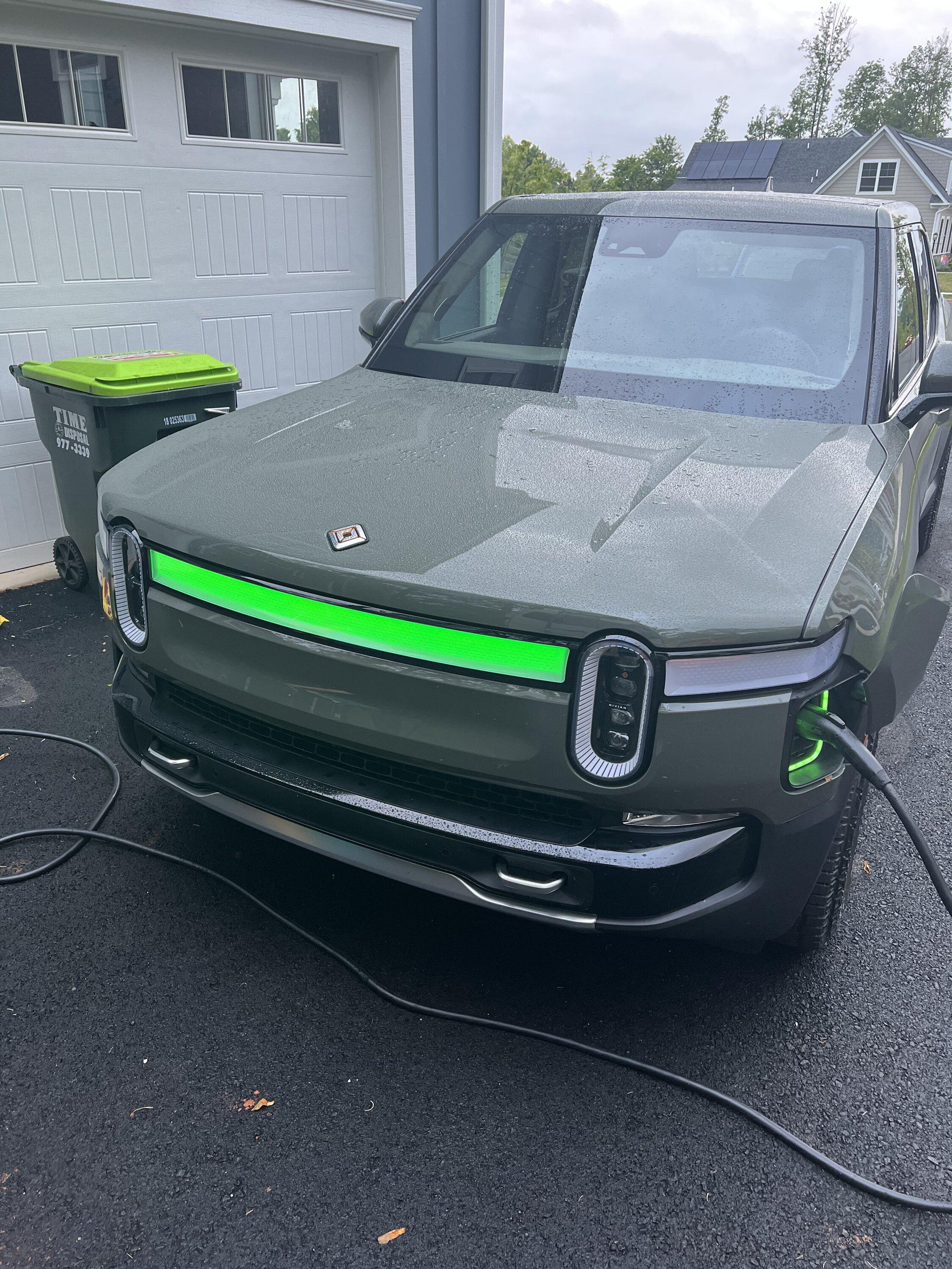 Rivian R1T R1S Got my R1T! LE BM 20” A/T B8214569-4541-4EFE-A853-DE36CEF4D93D