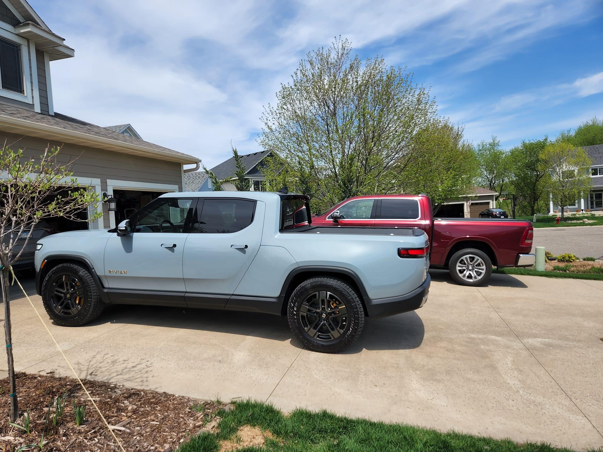 Rivian R1T R1S LIMESTONE R1T Photos 280478367_10160272483185746_5027765741177136934_n