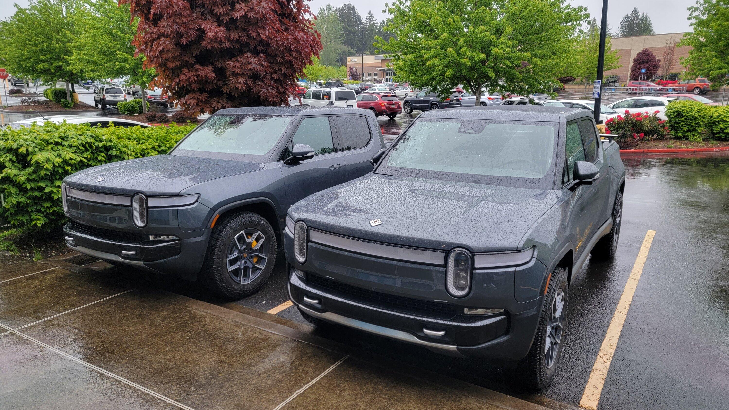 Rivian R1T R1S Northwest Rivian Roundup on Friday, May 13th 20220513_183859