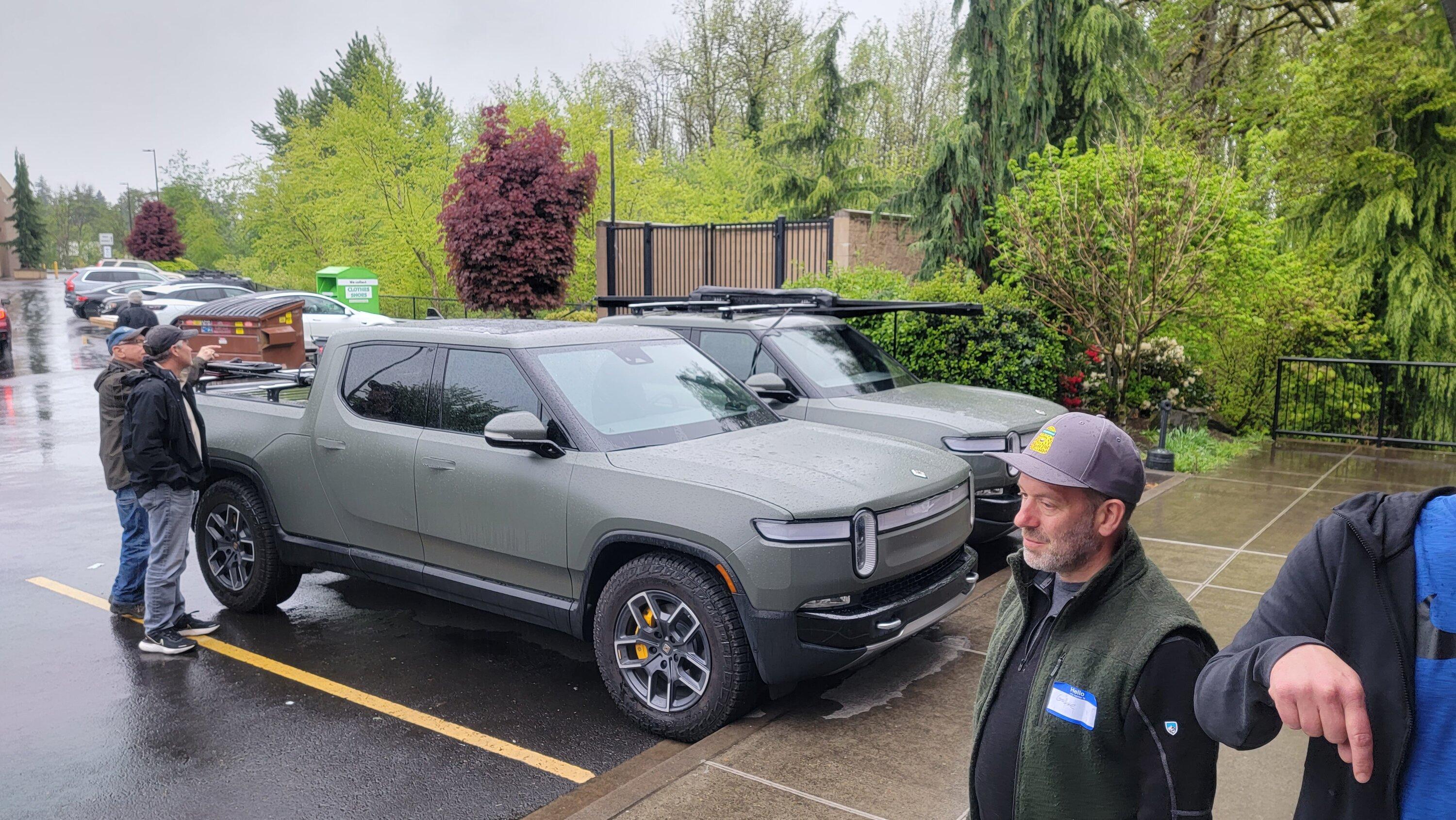 Rivian R1T R1S Northwest Rivian Roundup on Friday, May 13th 20220513_183840