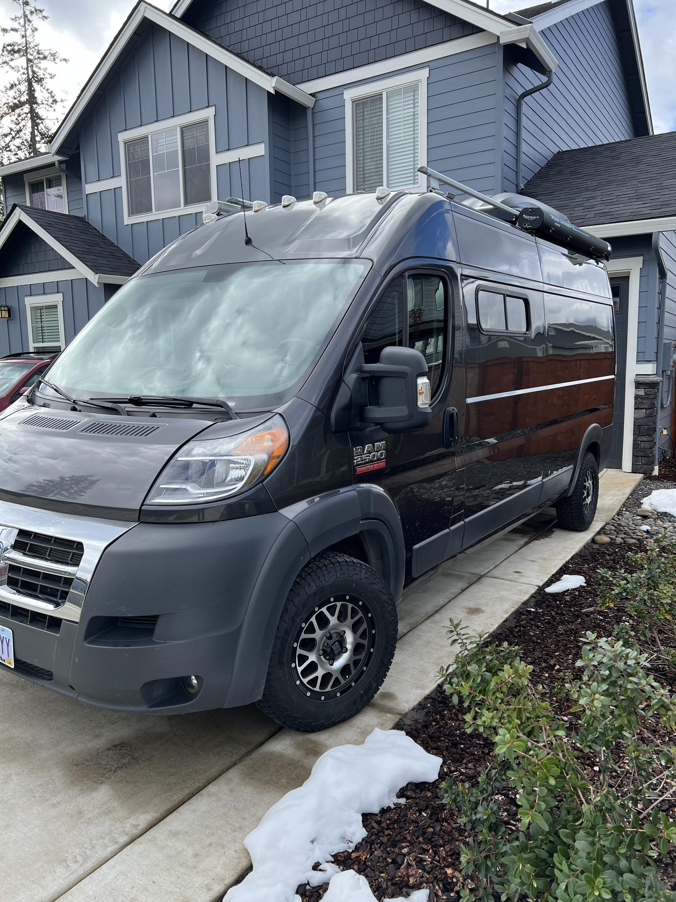 Rivian R1T R1S IKamper X-Cover 2.0 Mini RTT (roof top tent) on my R1T 4EAB97F7-BFC1-4352-8A05-3AD572567417