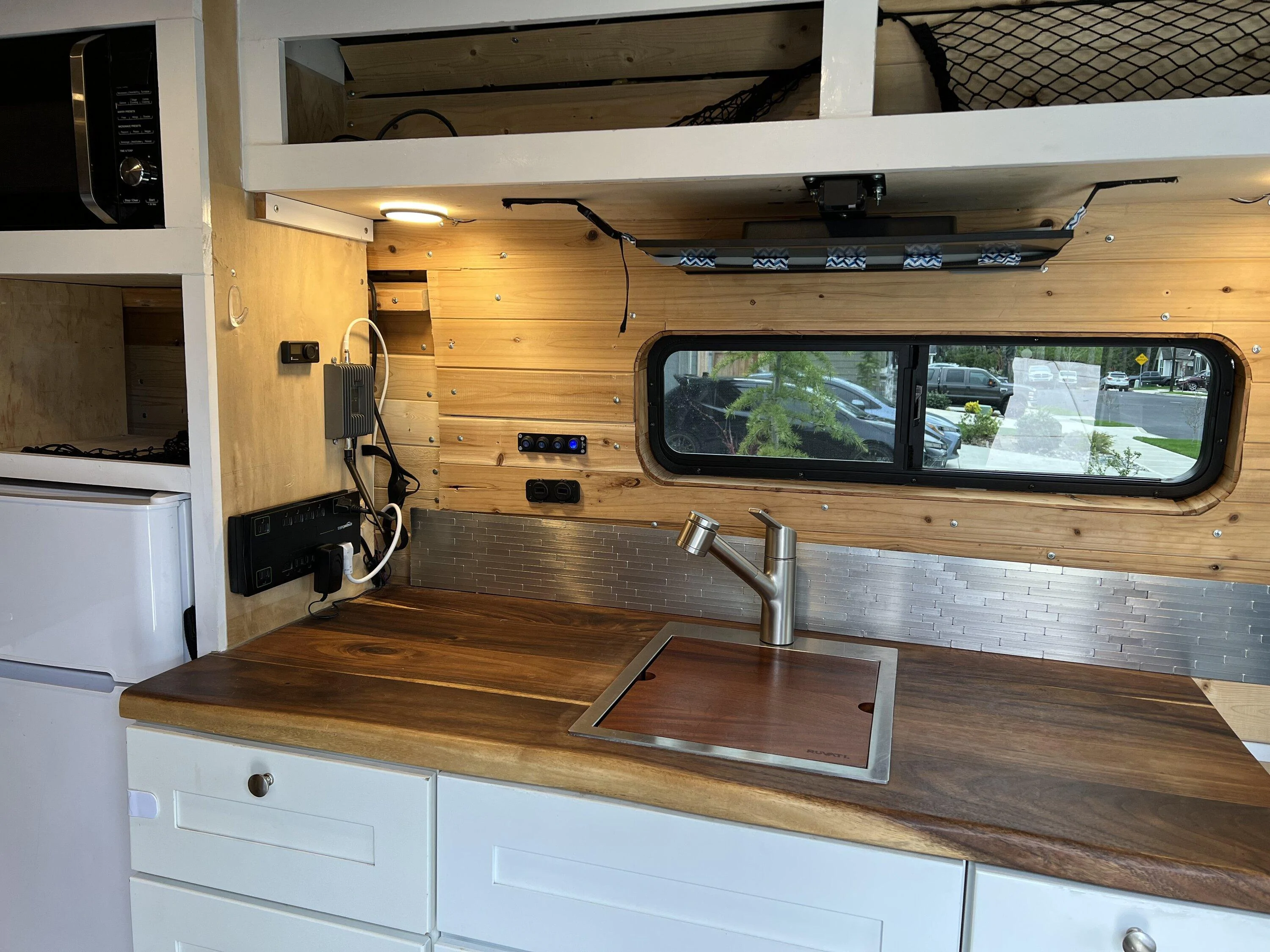 Rivian R1T R1S IKamper X-Cover 2.0 Mini RTT (roof top tent) on my R1T 64470260-628C-4E3F-A5E1-9844DBC0D15D