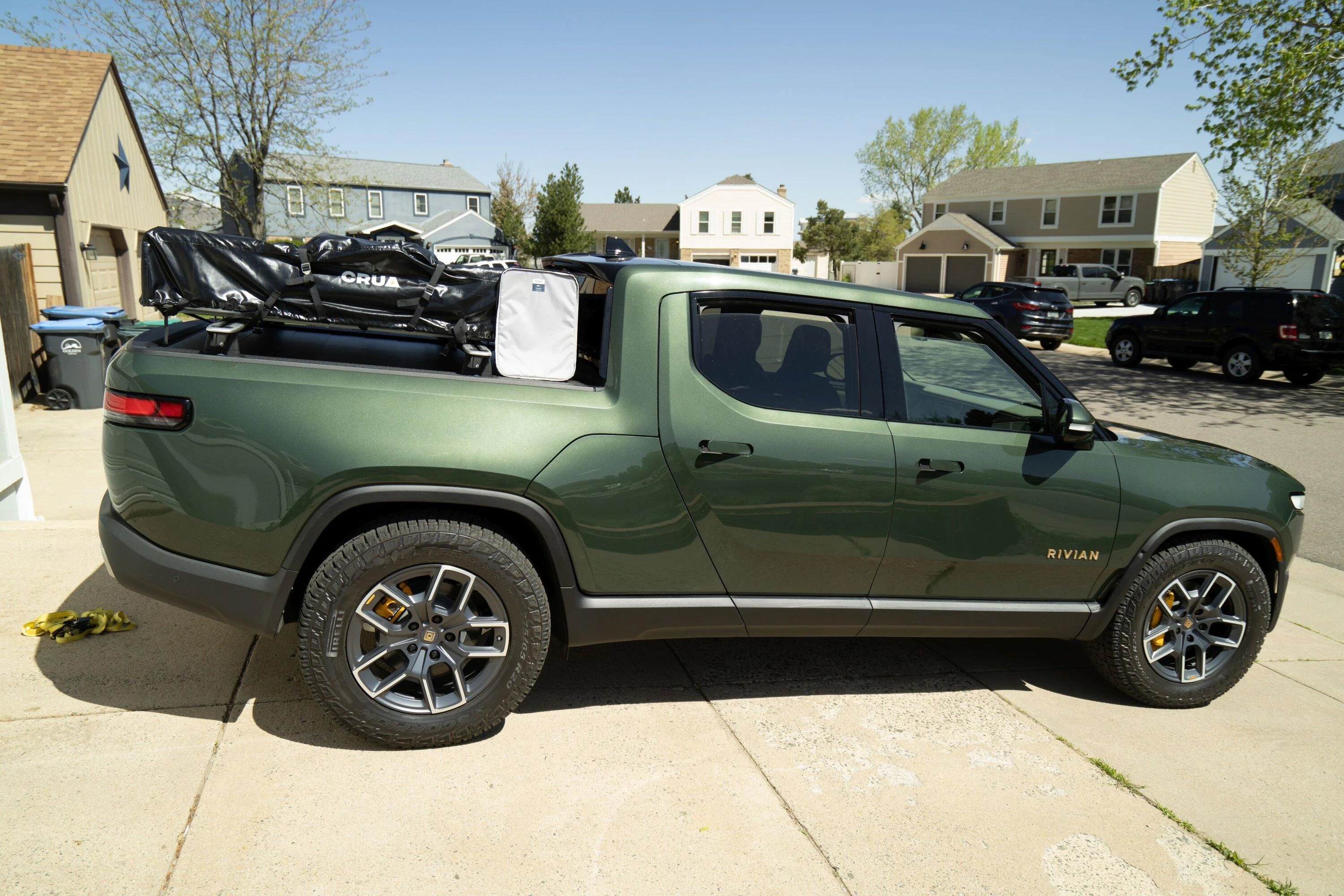 Rivian R1T R1S Non-Rivian rooftop tents 2022-05-13 Rivian _TAI1383 small
