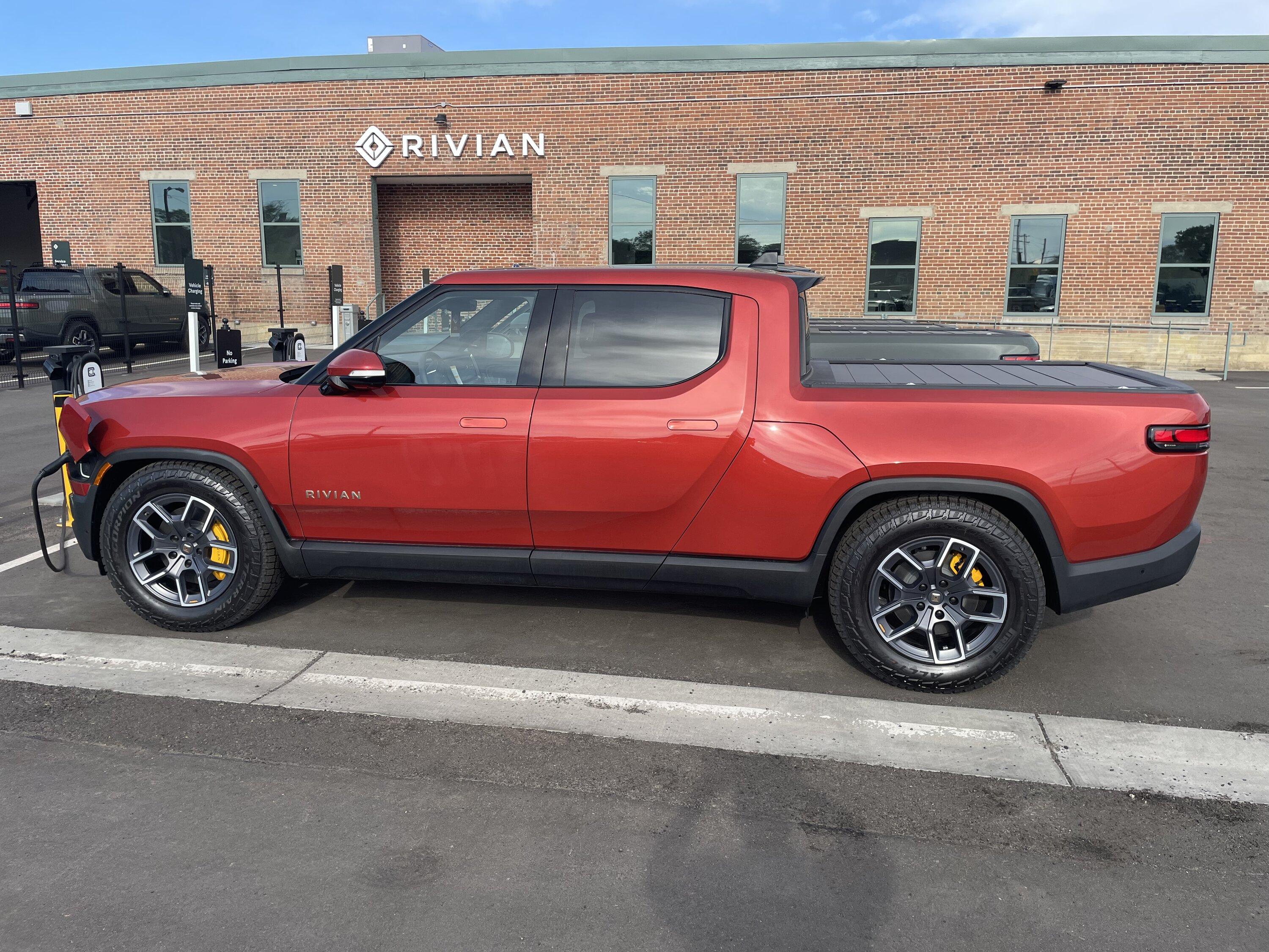 Rivian R1T R1S Colorado Checking In D2435F35-BBD4-4F06-873E-C9CA2668DB04