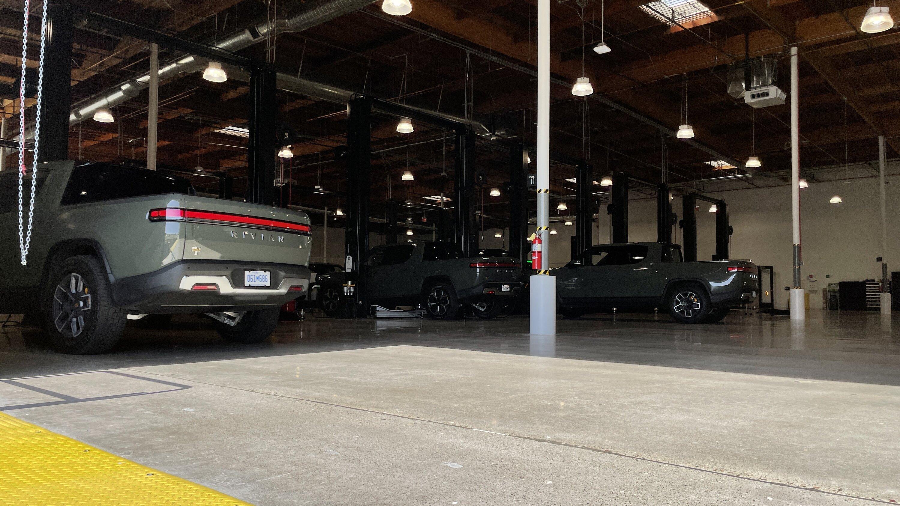 Rivian R1T R1S San Diego Service Center drive-by SD15.JPG