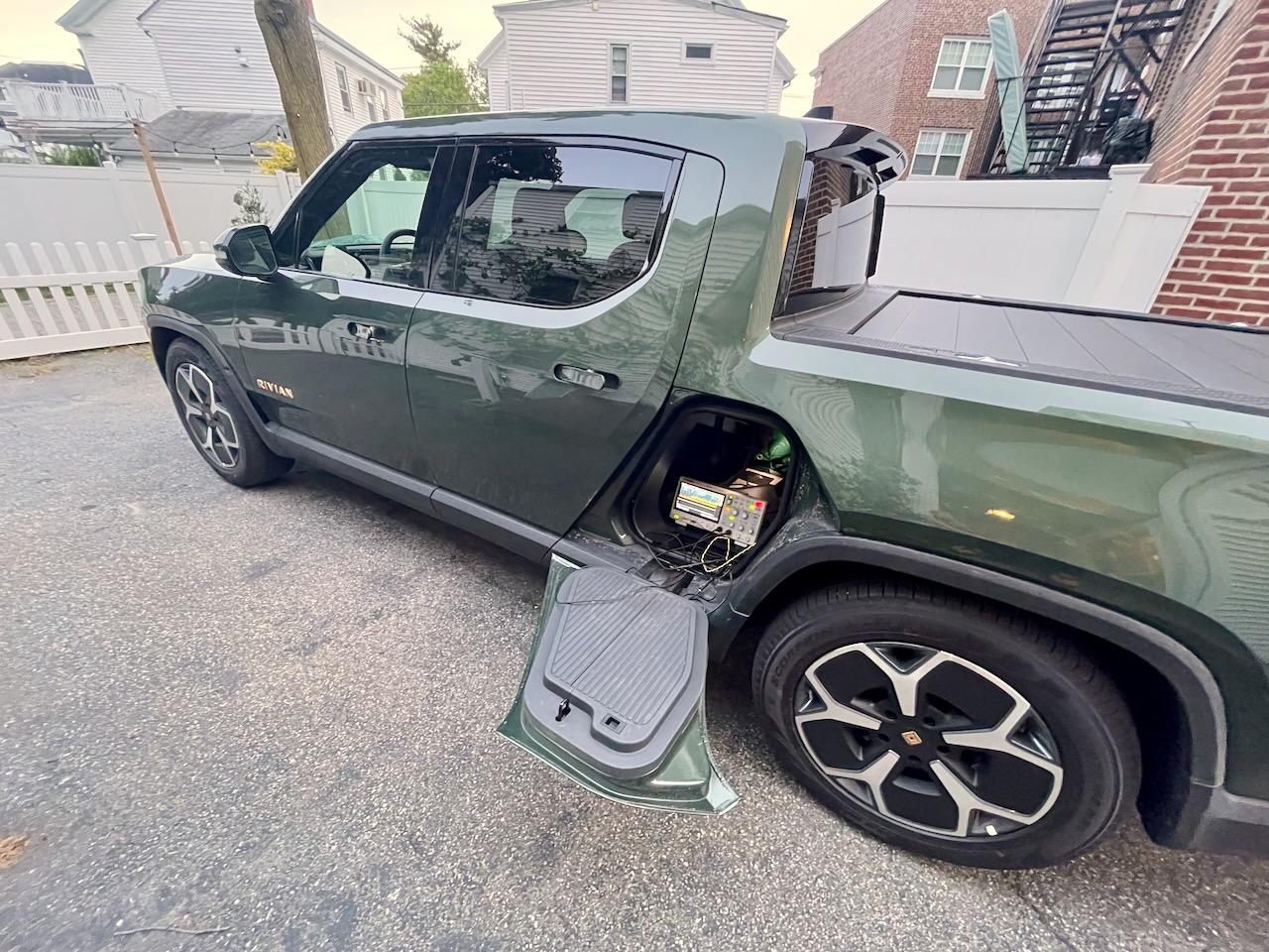 Rivian R1T R1S R1 Teardown IMG_4429