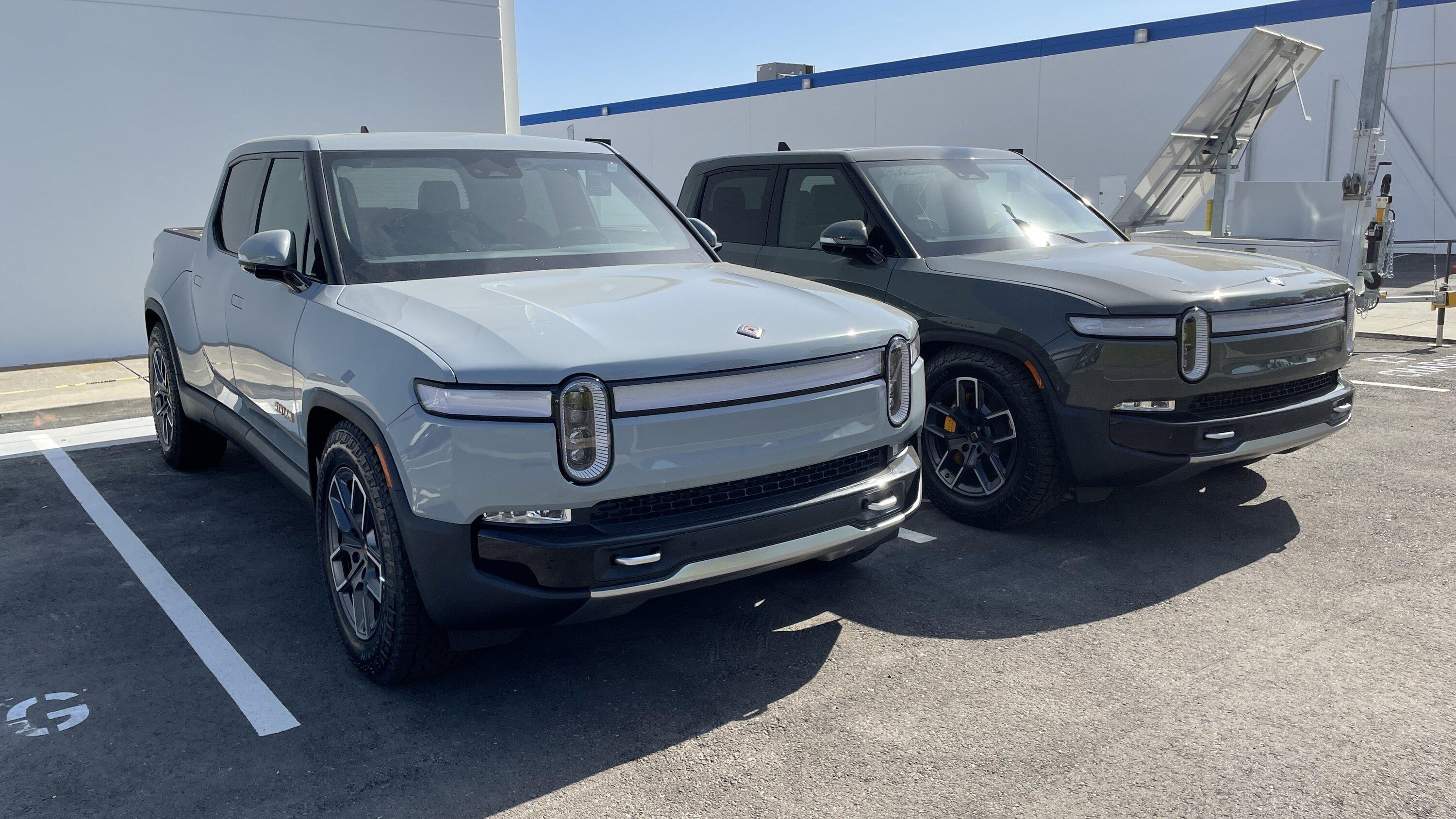Rivian R1T R1S LIMESTONE R1T Photos SD7.JPG