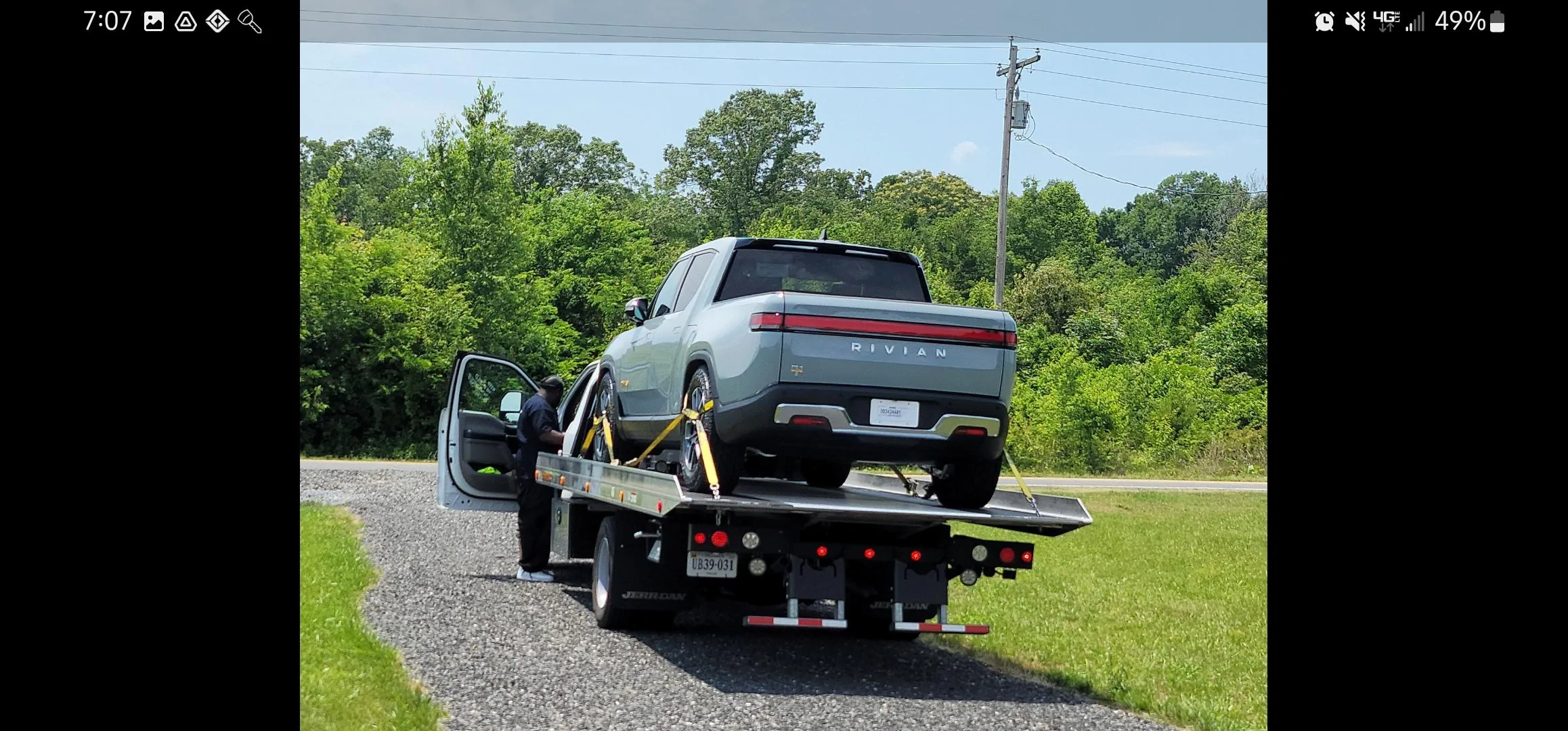 Rivian R1T R1S Delivered: The RJ Special...Limestone with Forest Edge Screenshot_20220521-190759_Gallery