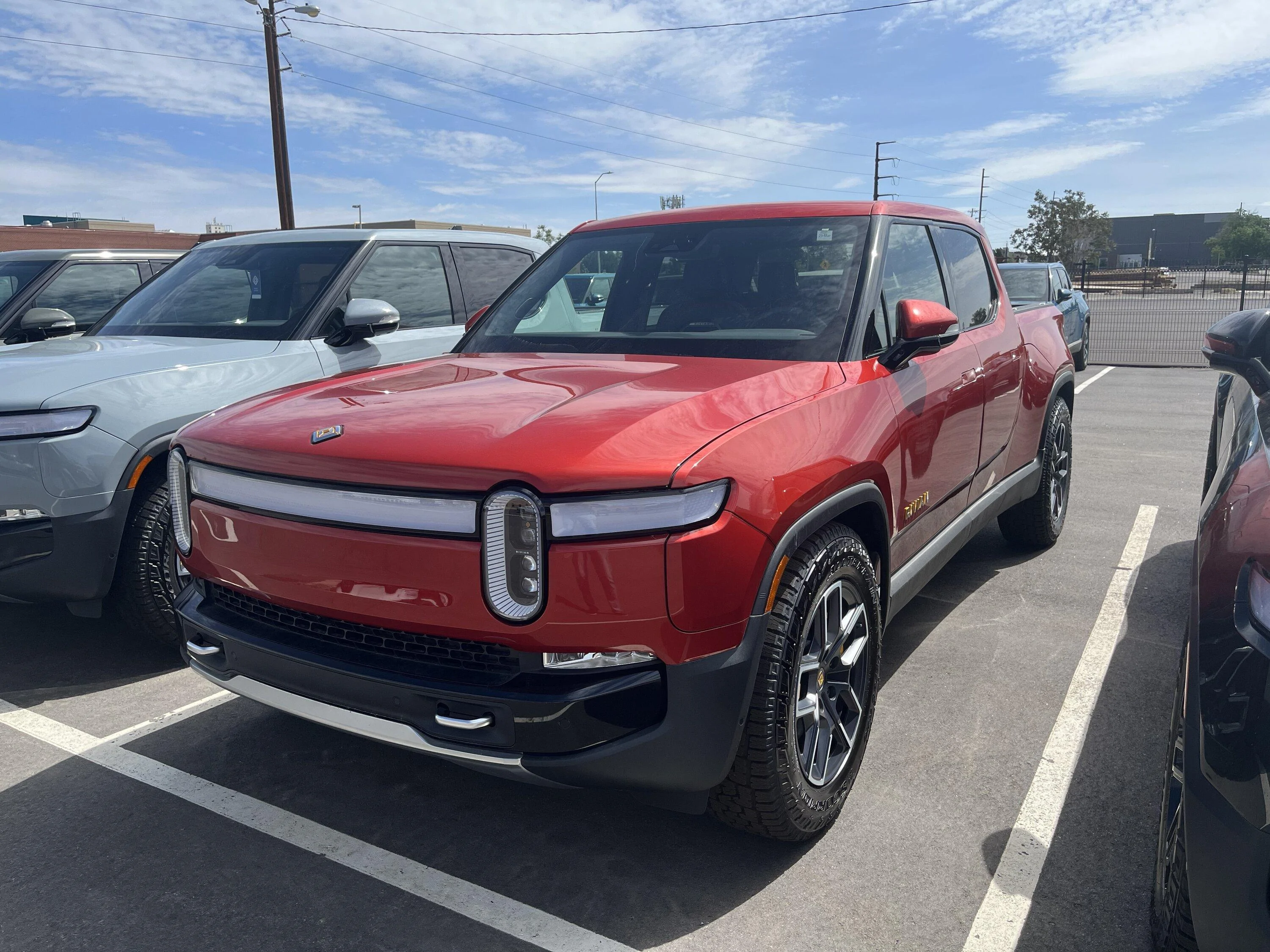 Rivian R1T R1S Another update from Denver Rivian Center 8186BDB3-702C-4D32-9E1B-B731F4C8829A