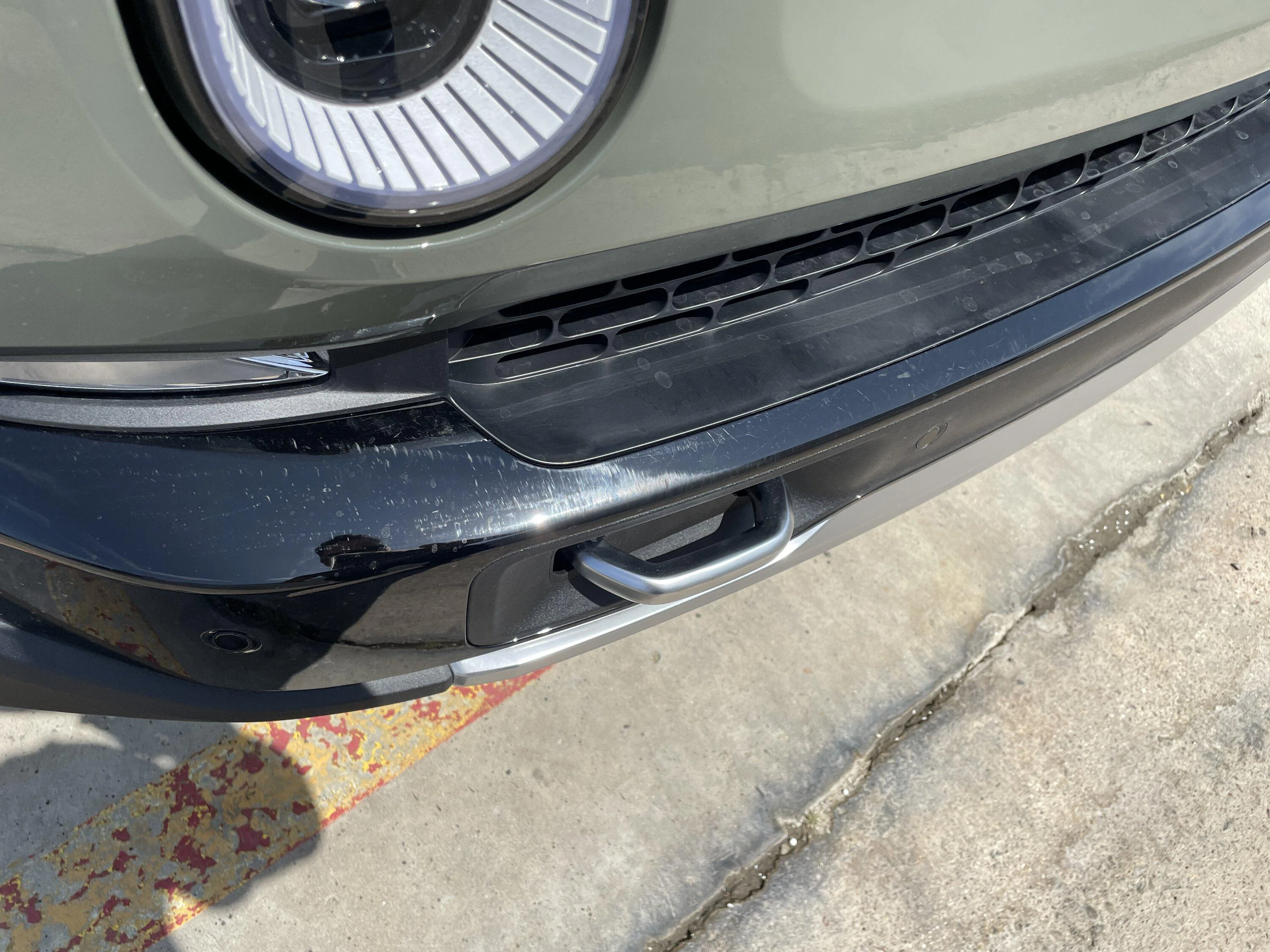 Rivian R1T R1S Pre-Delivery (pre-PDI) photos at service center - things to watch out for (+ look at underbody WITHOUT the Off-road Shield) PRE2.5