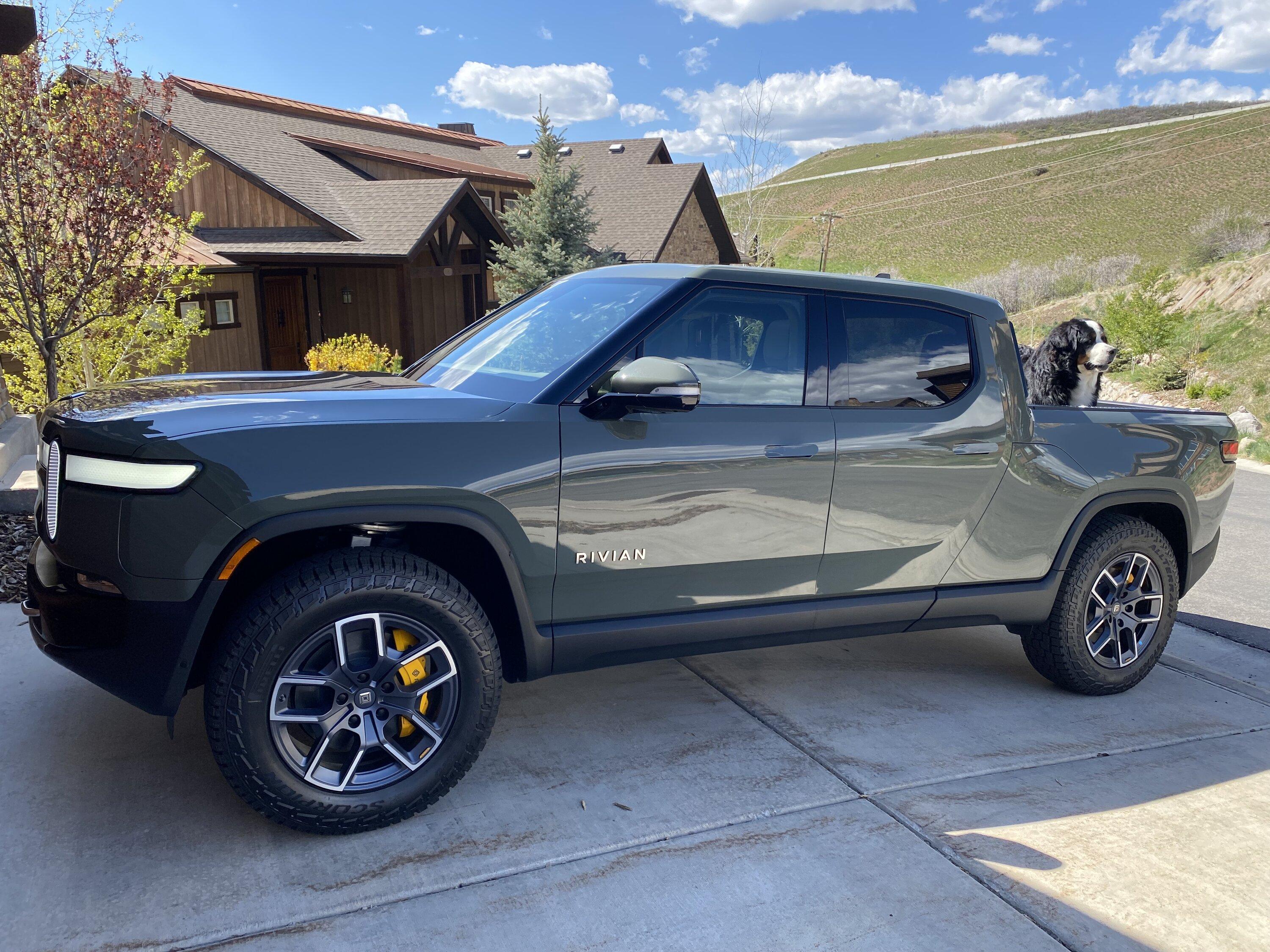 Rivian R1T R1S May/June Deliveries Thread B5AA81C5-EADF-442E-9EAF-F522B0D56AD9