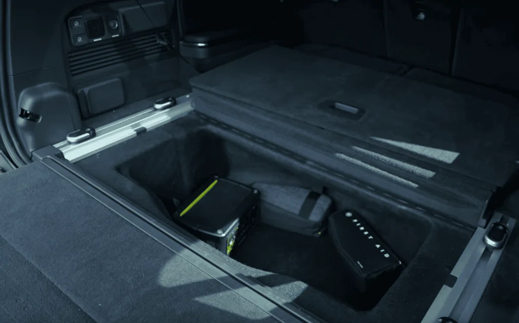 Rivian R1T R1S R1S first look videos from Yosemite [shows space available with seats folded, connections, & storage] 1653515587525