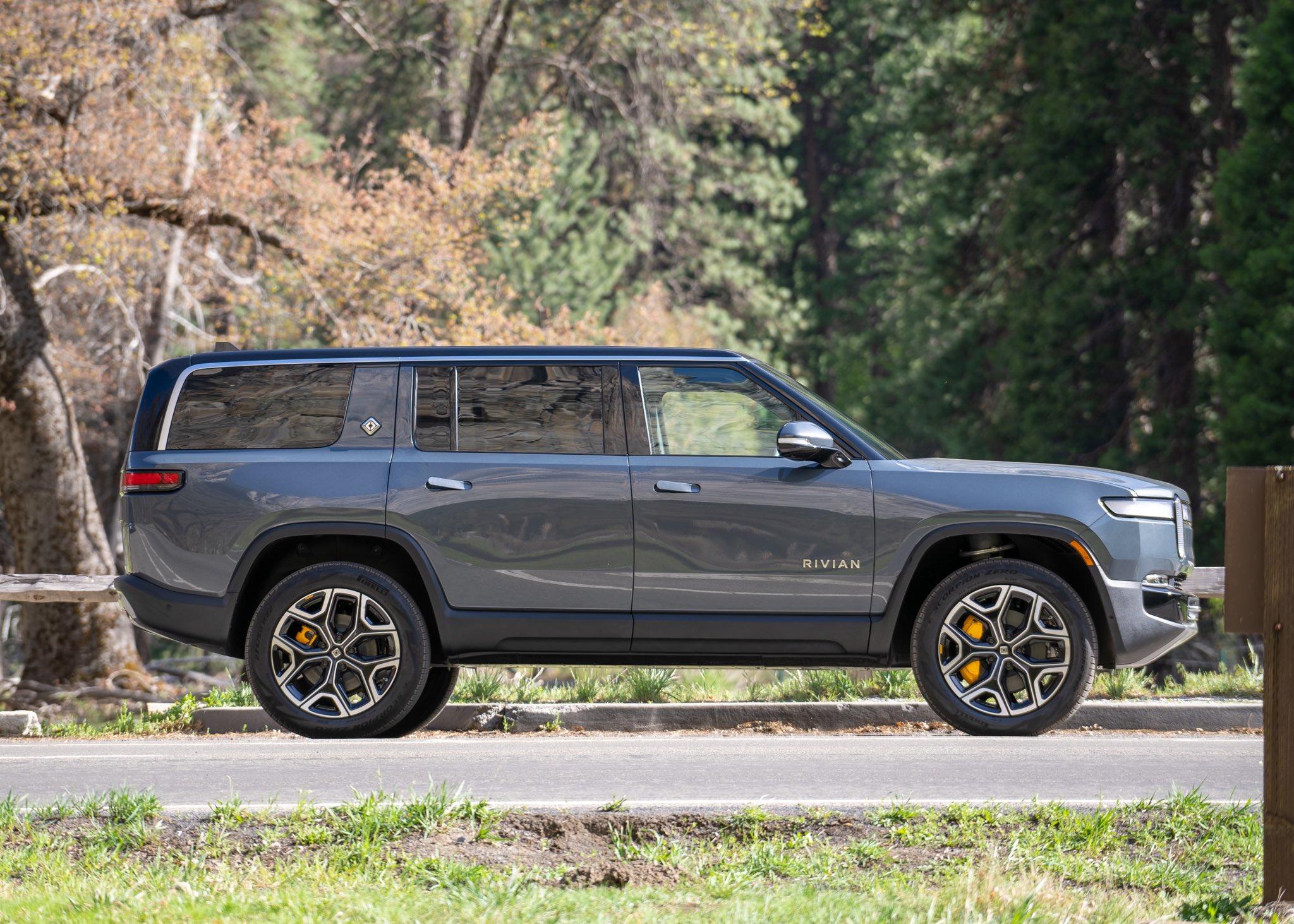 Rivian R1T R1S El CAP GRANITE Rivian Photos FToTuj_XoAA2-aI