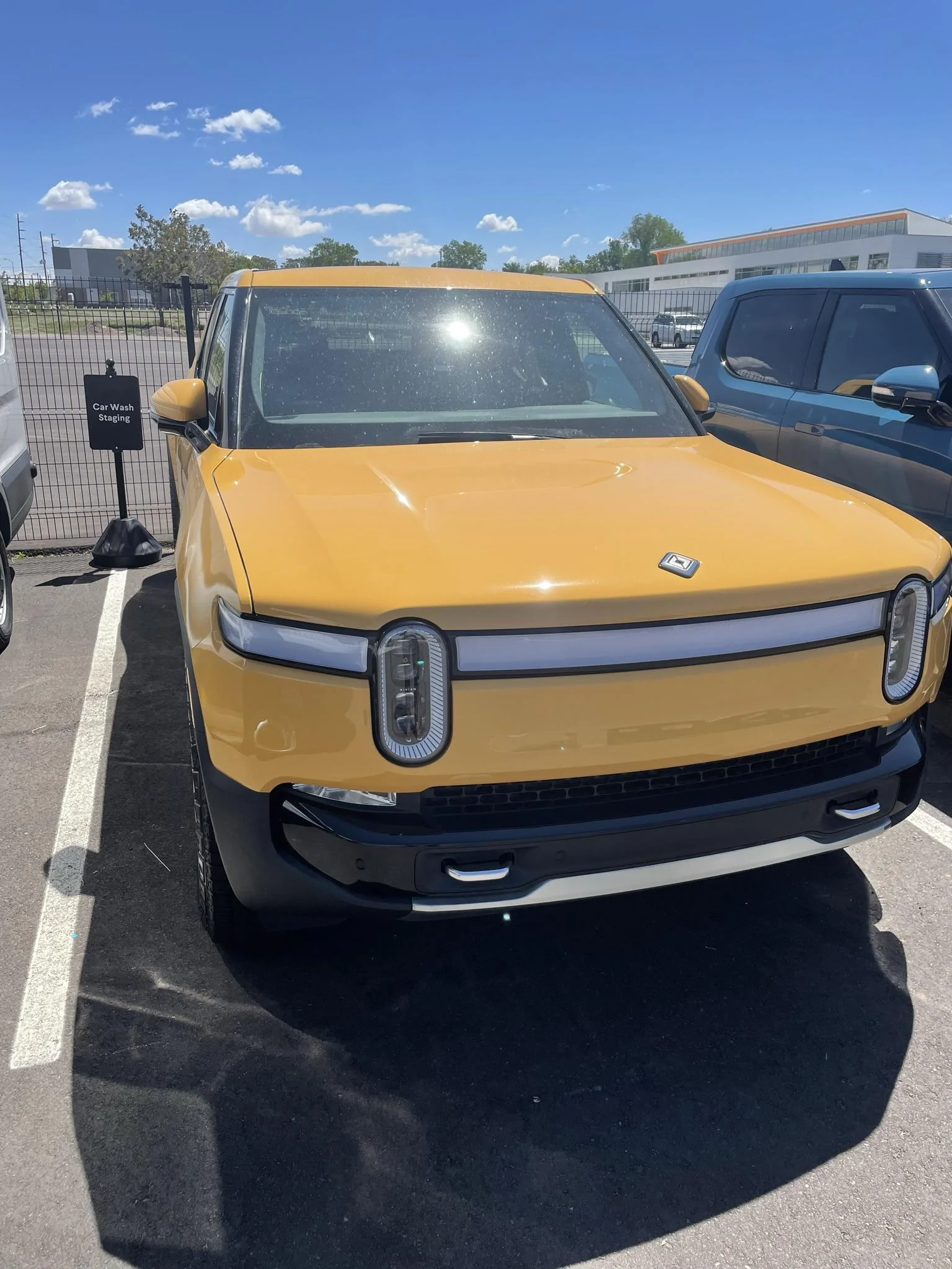 Rivian R1T R1S What R1S exterior color have you definitely decided upon? 1E24497B-10FA-43AF-AEDF-100ACD53FA6B