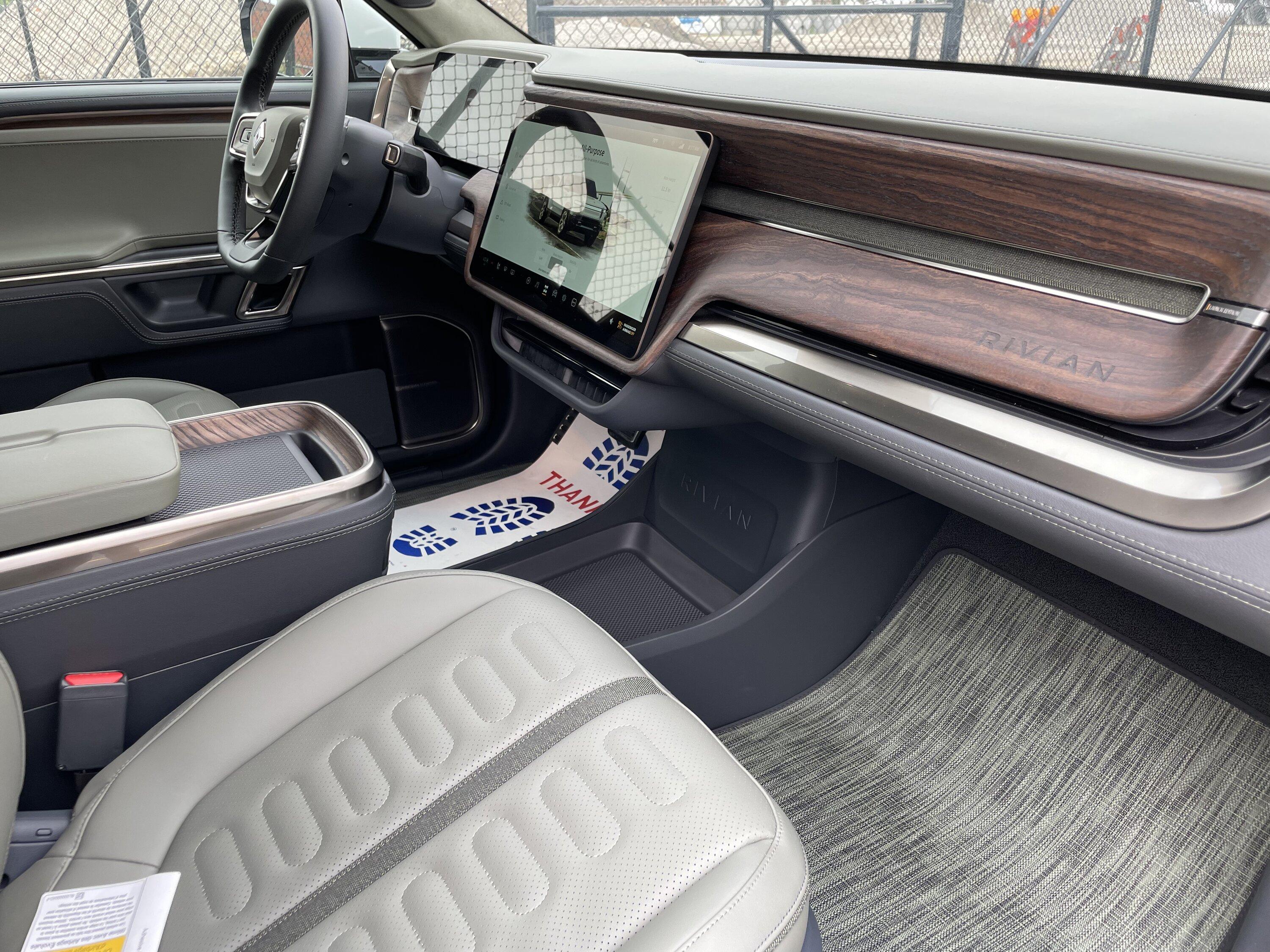 Rivian R1T R1S FOREST EDGE Rivian Interior Photos tempImage7xM5fe