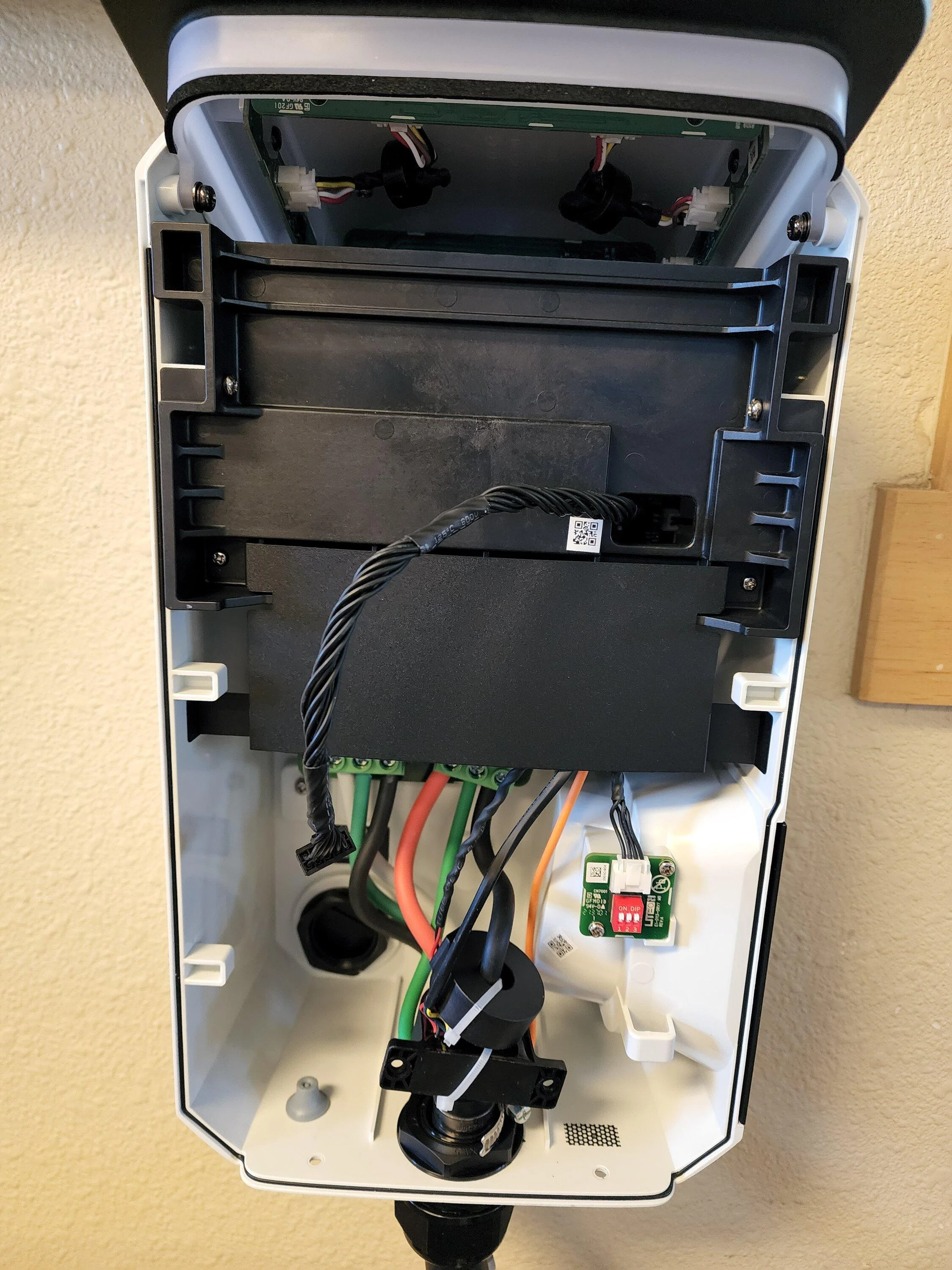 Rivian R1T R1S Wall charger installation at home - suggestions and recommendations? ⚡️⚡️ 20220525_110943