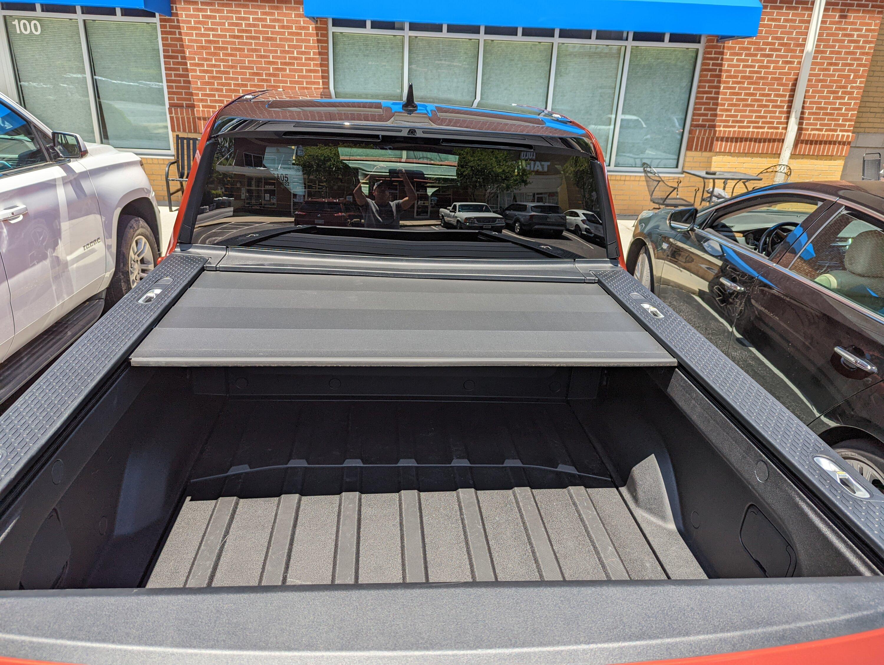Rivian R1T R1S Tonneau cover issues PXL_20220528_173722874