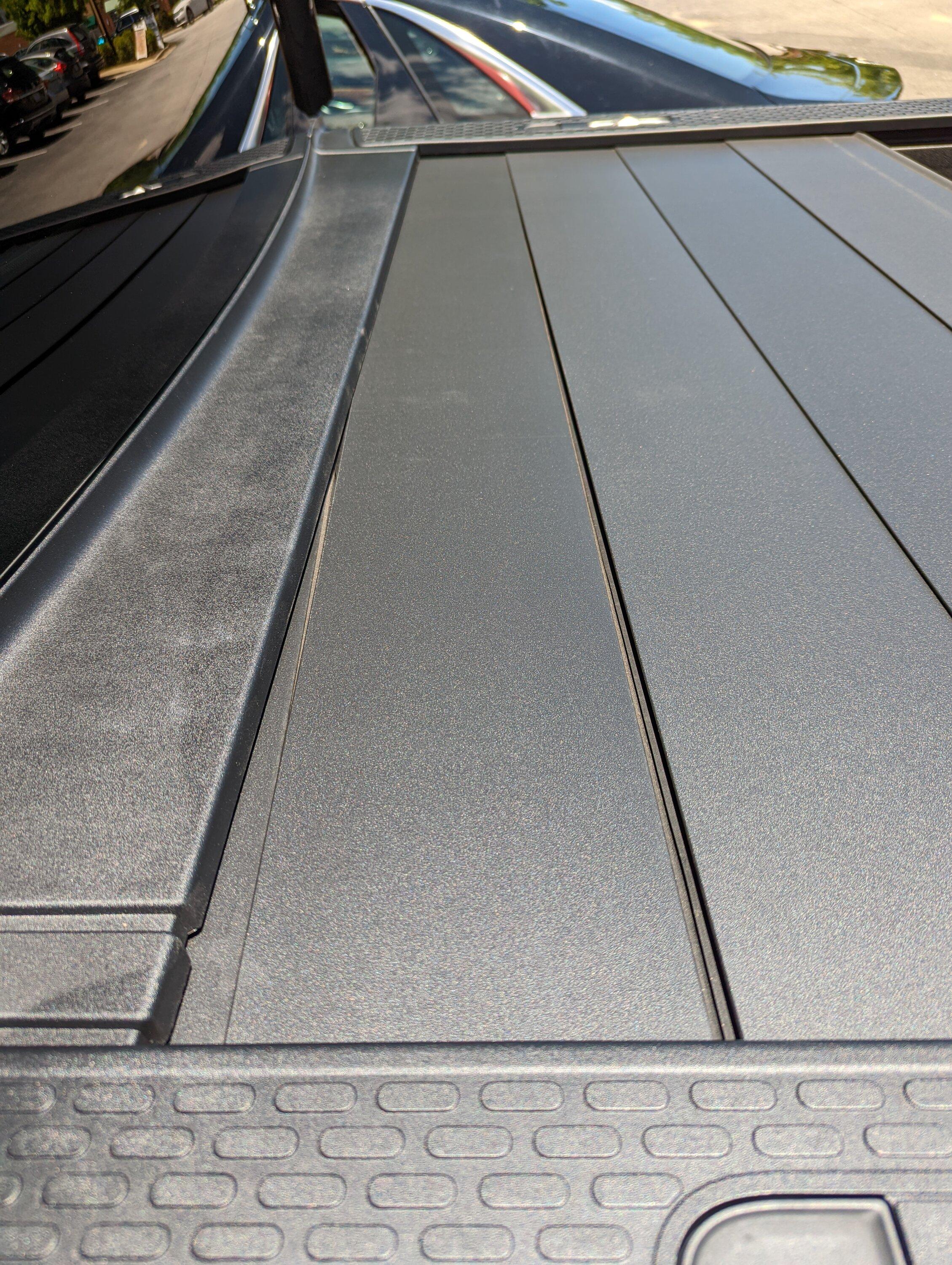 Rivian R1T R1S Tonneau cover issues PXL_20220528_173739822