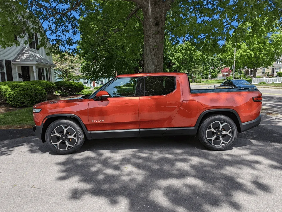 Rivian R1T R1S RED CANYON Rivian Photos 1653859048450