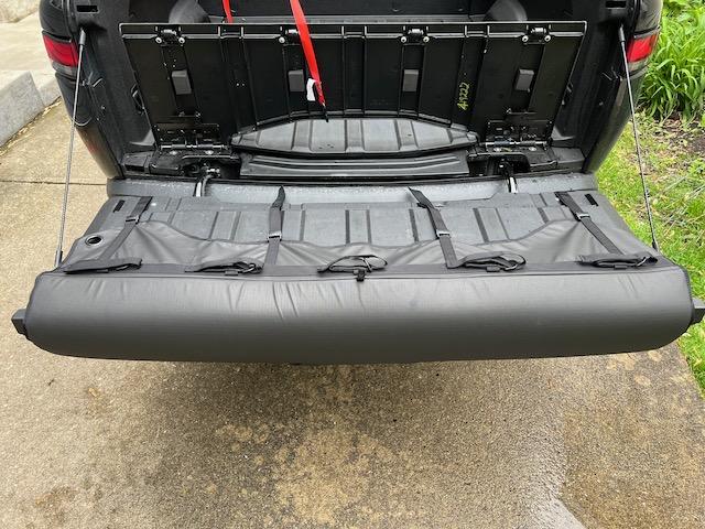 Rivian R1T R1S MTB Tailgate Pad IMG_0905