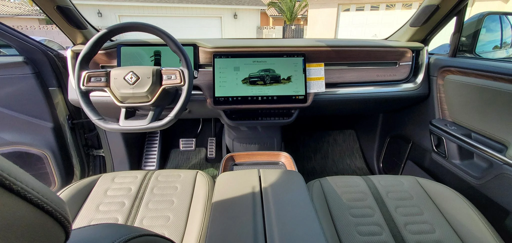 Rivian R1T R1S LAUNCH GREEN R1T Photos 283542189_10161109561531980_8066847421784963864_n