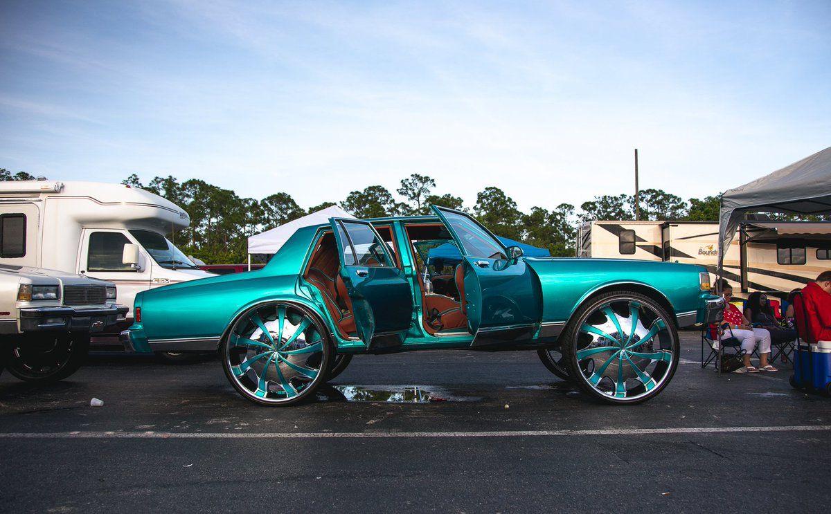 Rivian R1T R1S Aftermarket Wheels Installed on R1T... OD-Glossy-High-Roller-twitter.com_