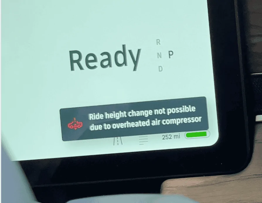 Rivian R1T R1S UPDATED 6/2 - Delivery day (Hello!) and Return day (Goodbye)  ... argh! "Ride height change not possible due to overheated air compressor" 1654116205579