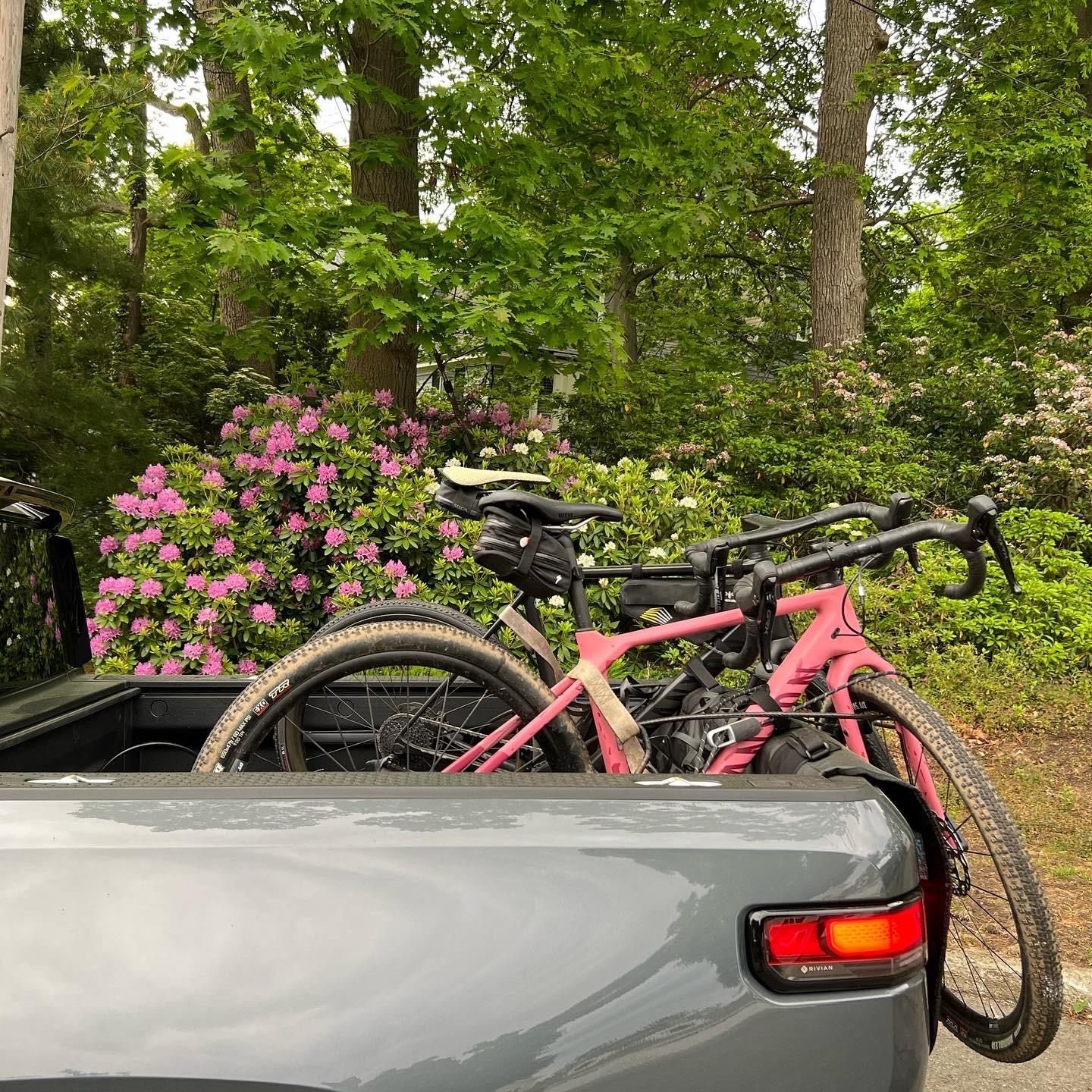 Rivian R1T R1S MTB Tailgate Pad Tailgate Pad