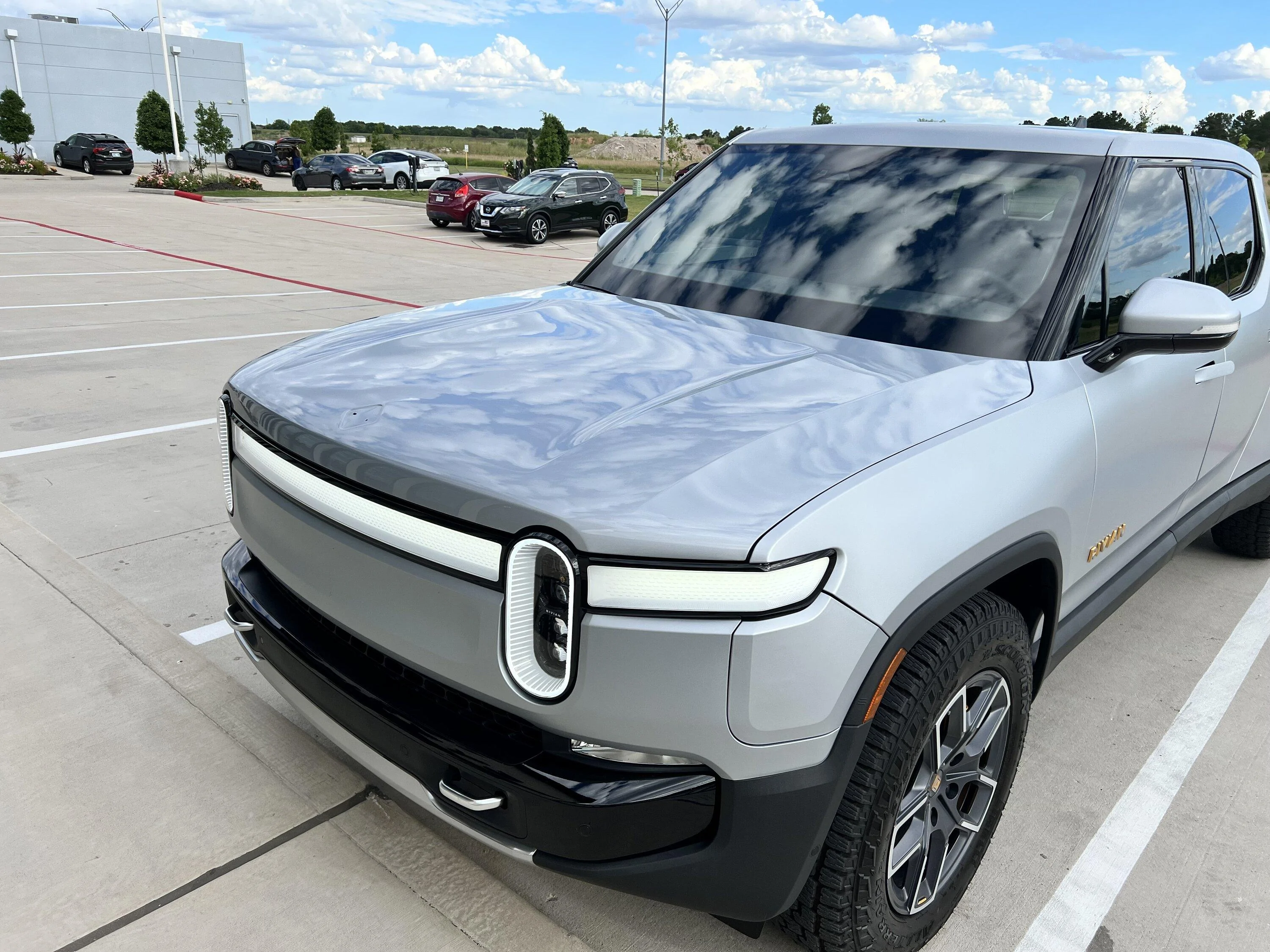 Rivian R1T R1S No More Tiger Stripes on Paint -- fixed by Rivian Service along with Rivian also rear window replacement IMG_6223