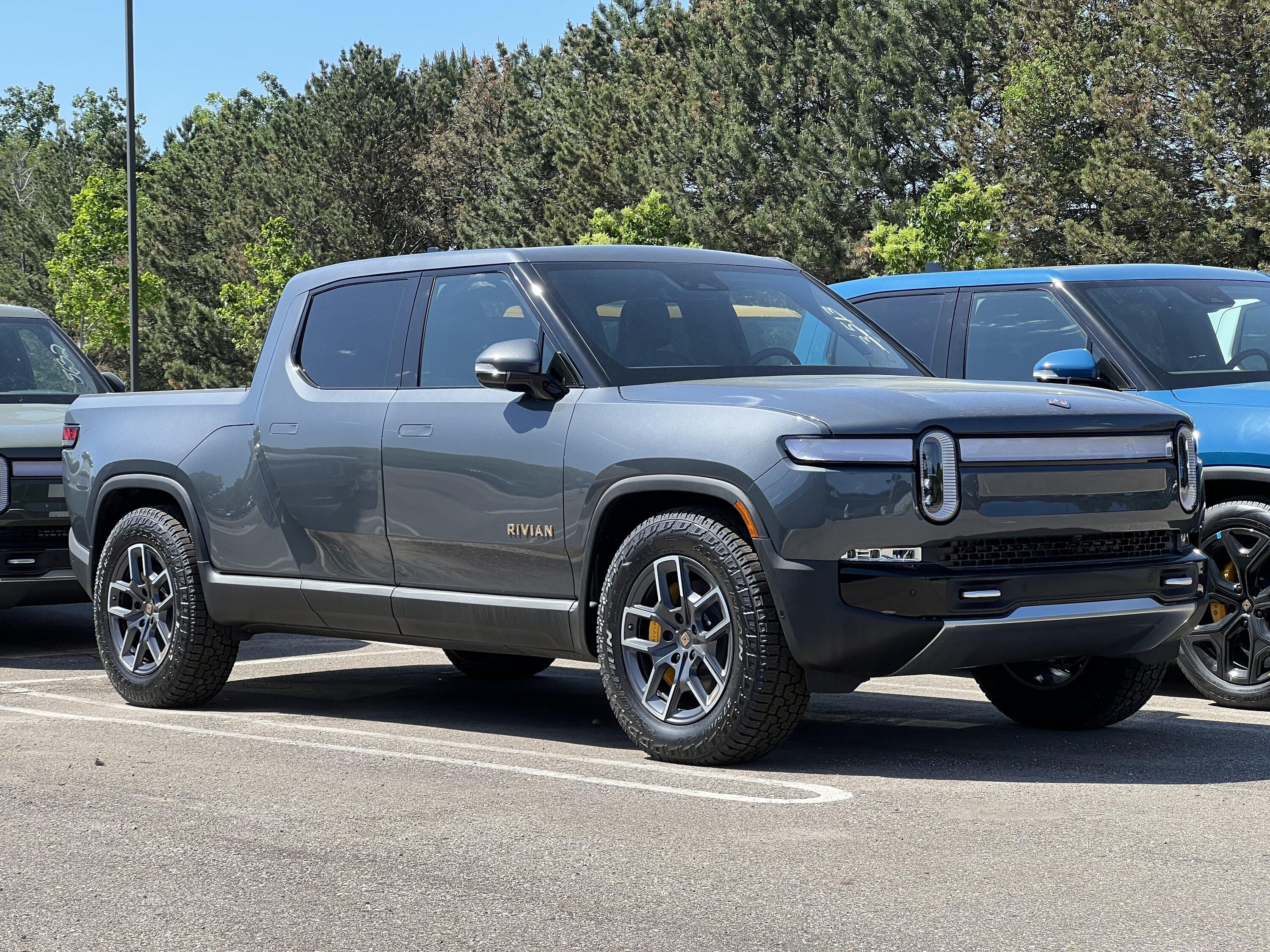Rivian R1T R1S El CAP GRANITE Rivian Photos 00689F6C-DD23-4B74-A7CE-9EDD1801C672