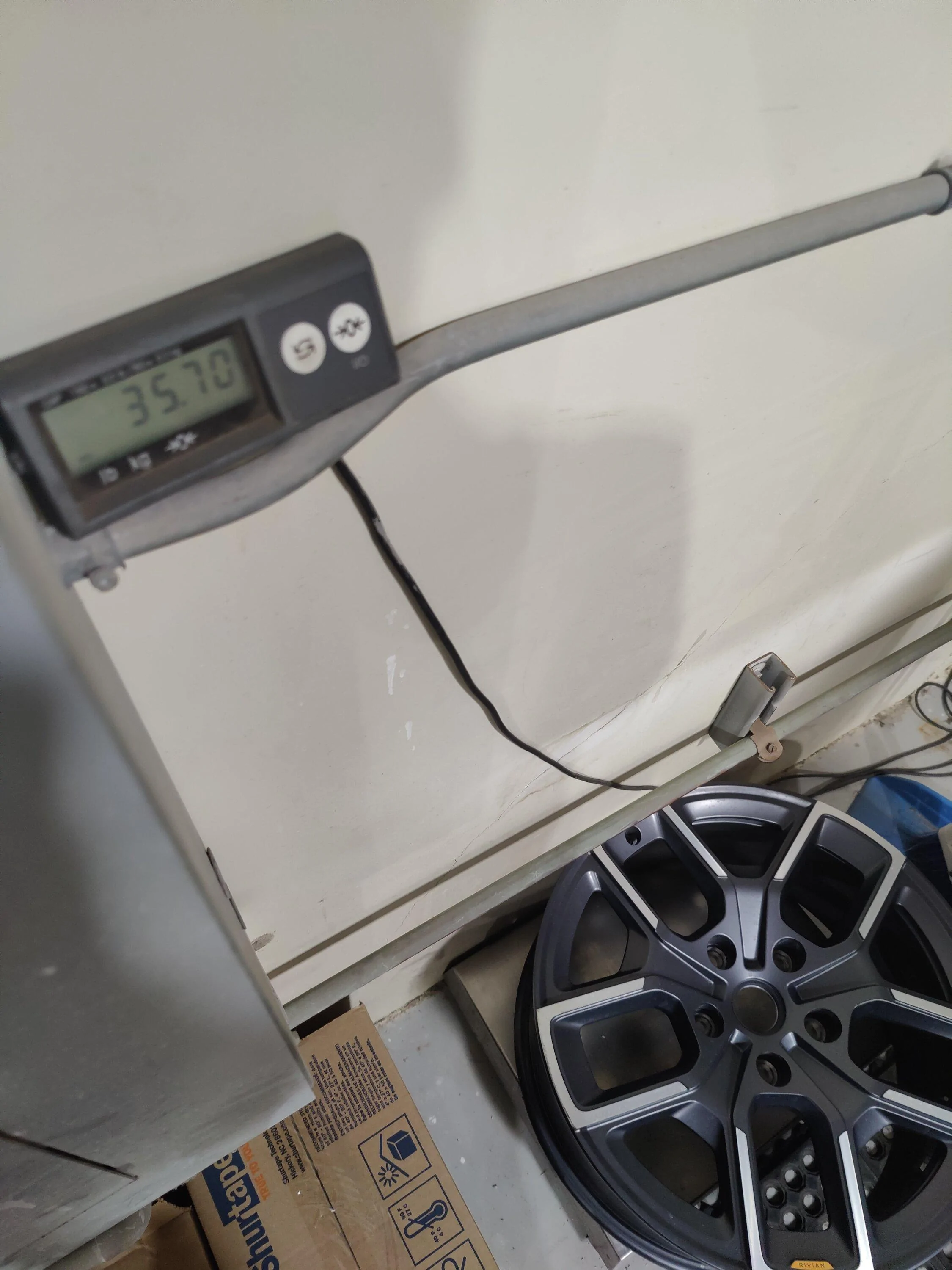 Rivian R1T R1S R1T 20" AT Wheel Weight, Specs, Offset, Bolt Pattern, Construction IMG20220603154549
