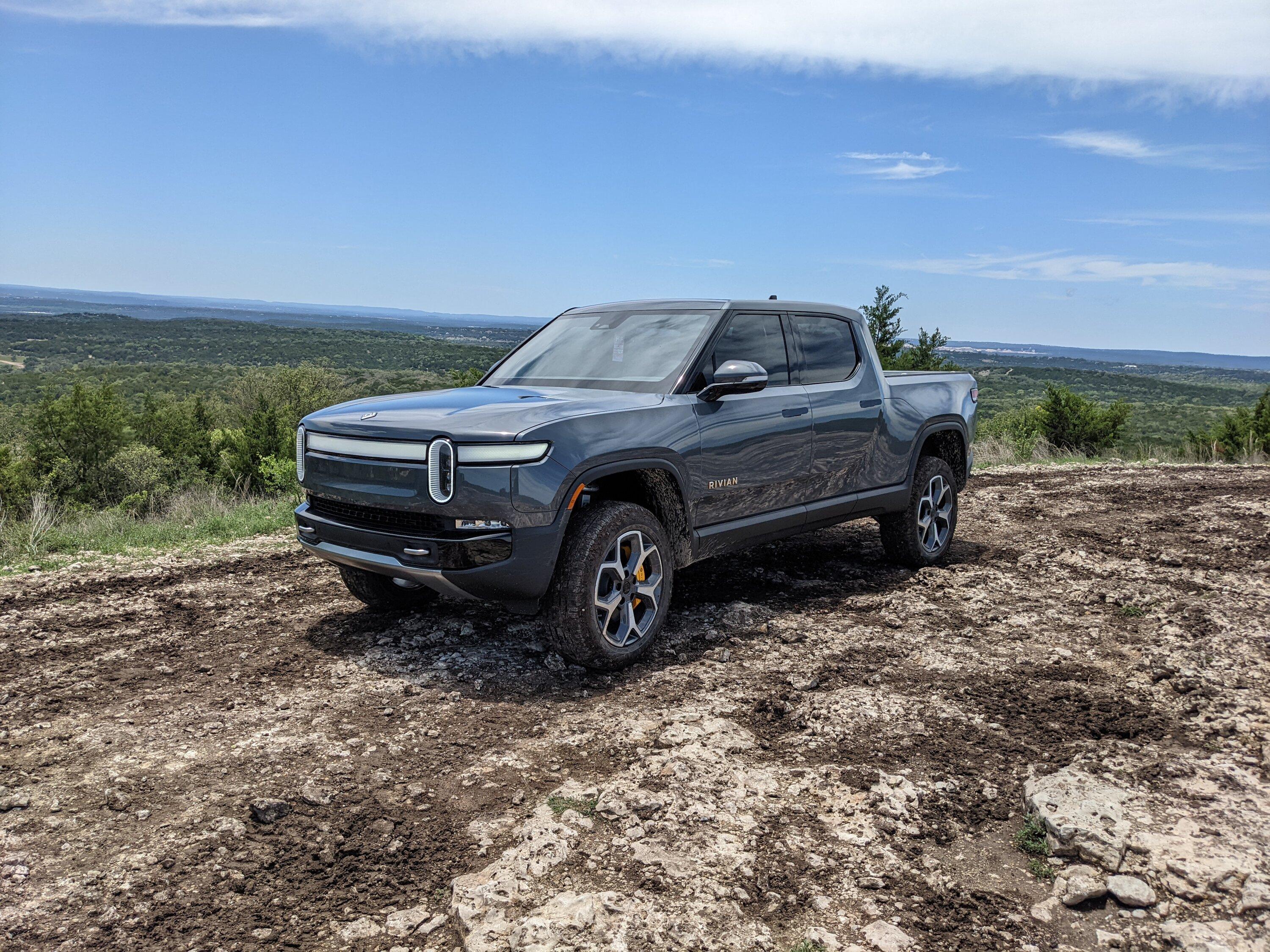 Rivian R1T R1S El CAP GRANITE Rivian Photos PXL_20220604_190848338.MP