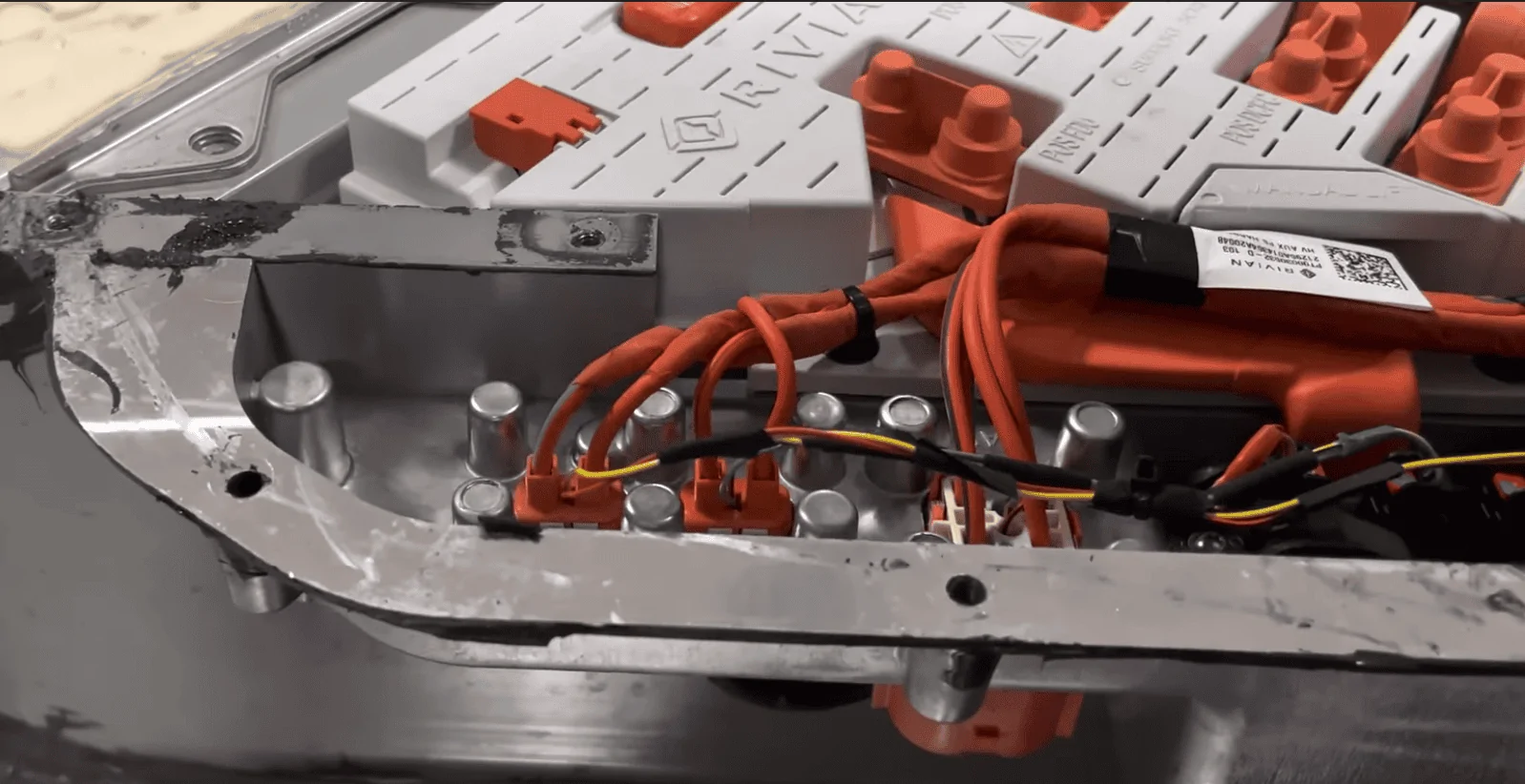 Rivian R1T R1S R1 Teardown 1654625337459